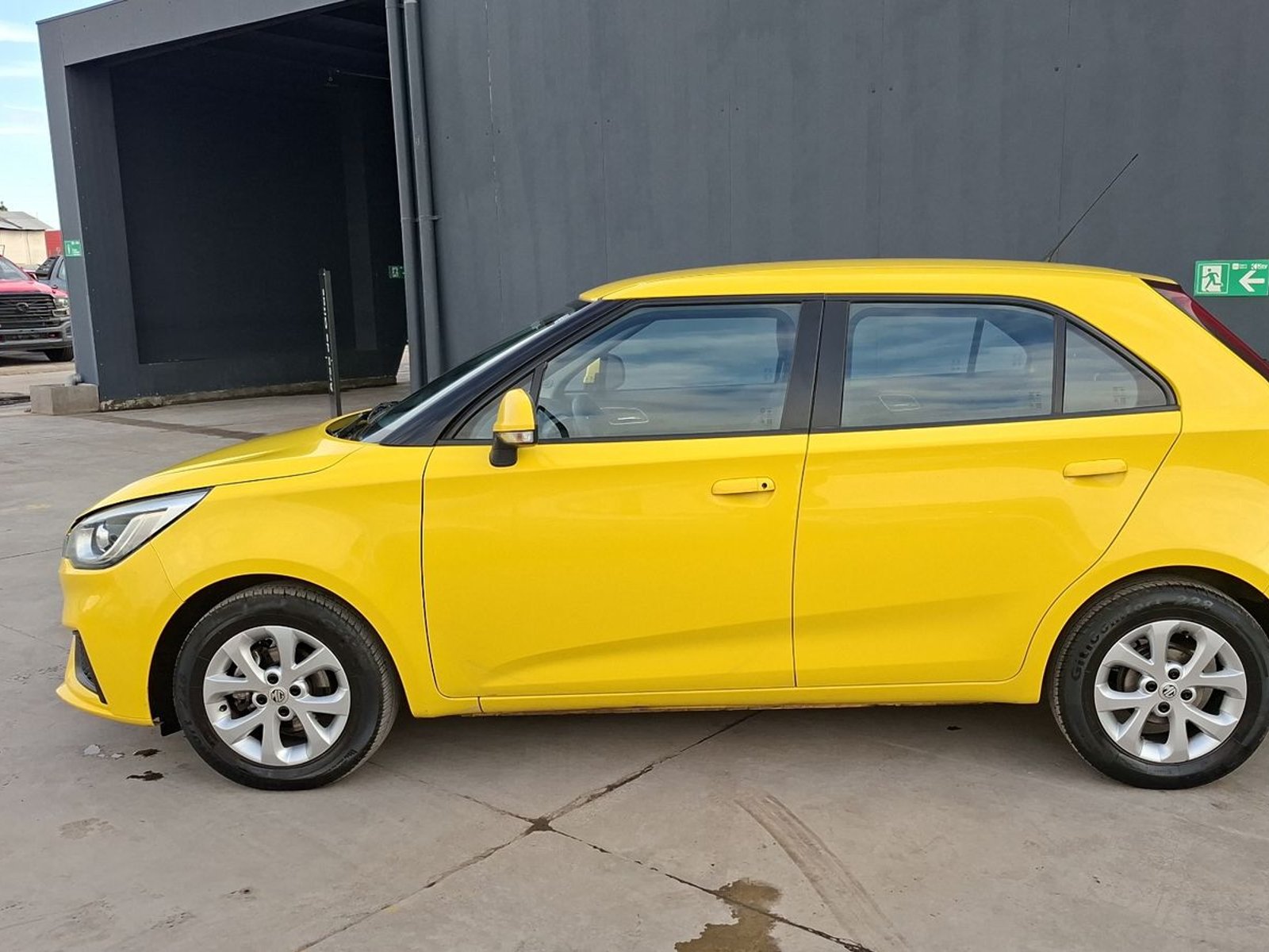 MG 3 2022 - Foto 2 de 14