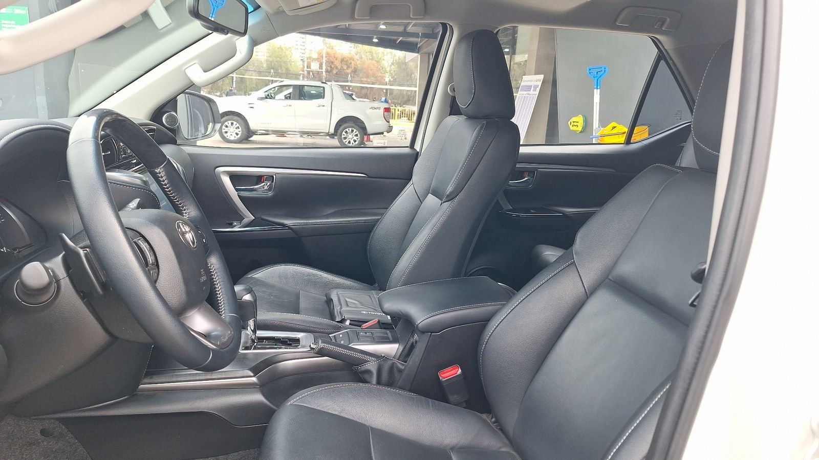 Toyota Fortuner 2023 - Imagen 15 de 16