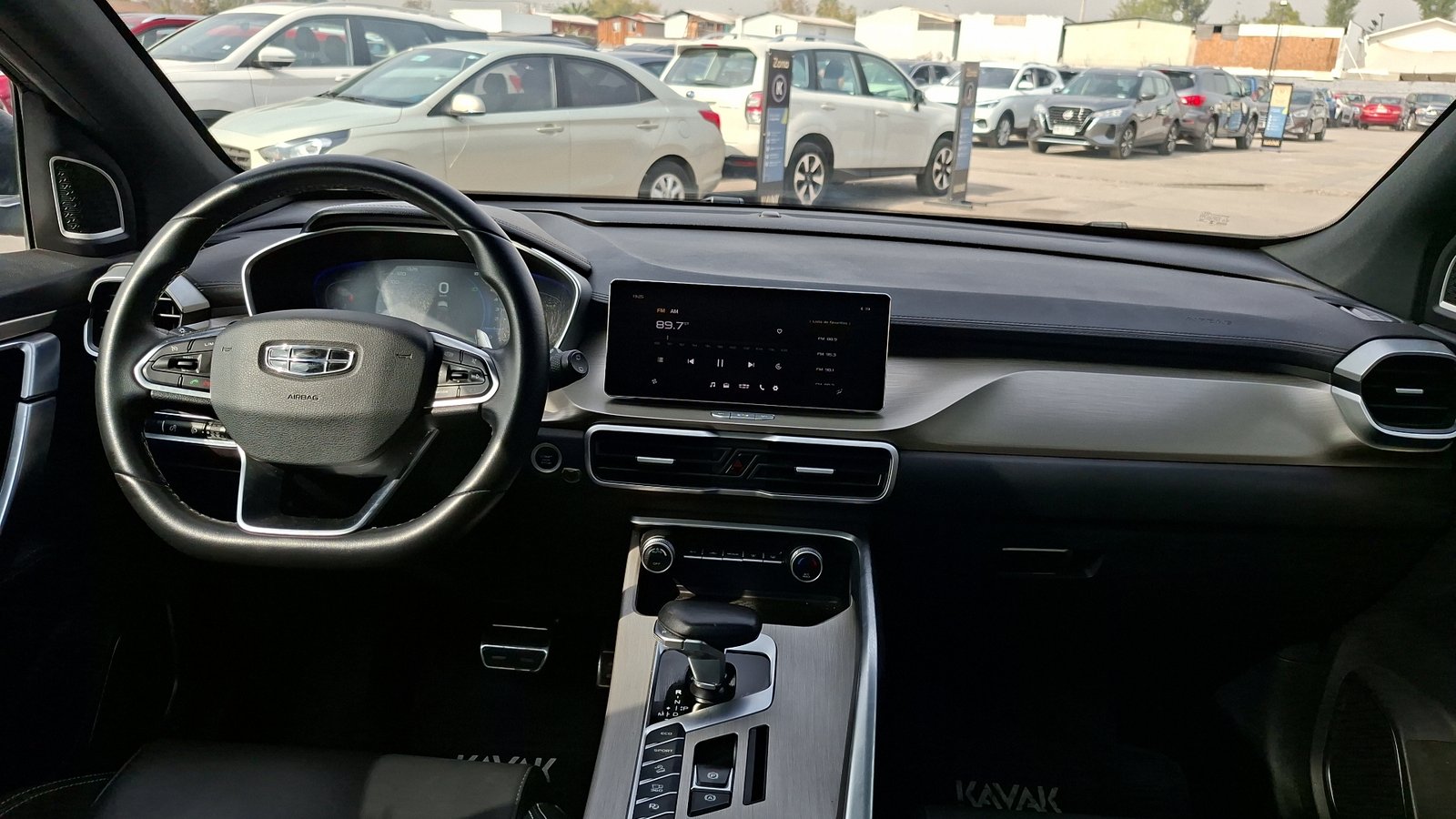 Geely Coolray 2023 - Imagen 6 de 16