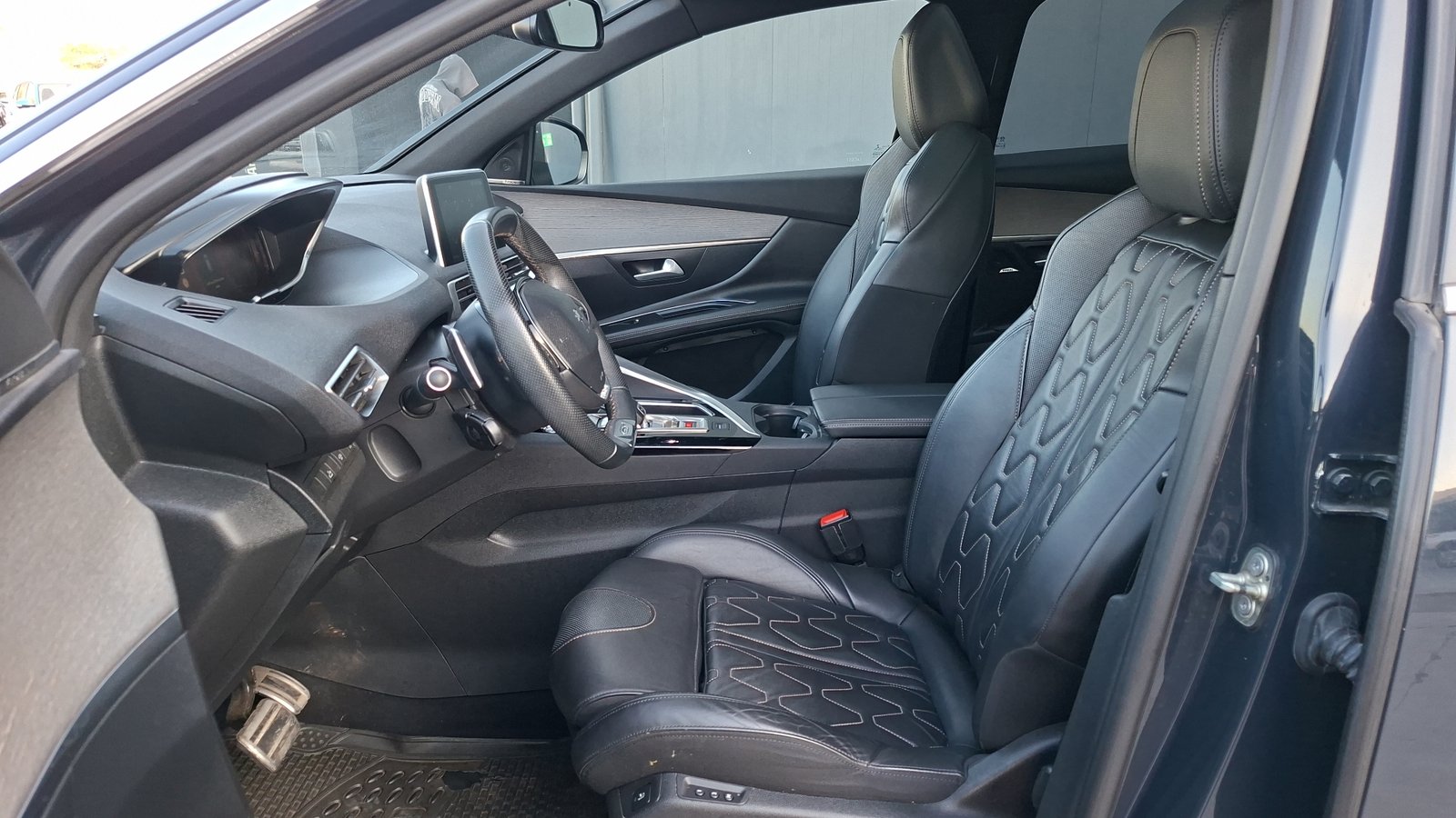 Peugeot 3008 2020 - Imagen 14 de 16