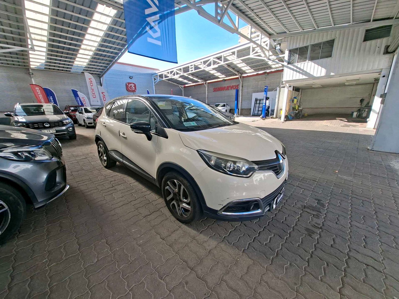 Renault Captur 2016 - Foto 3 de 4