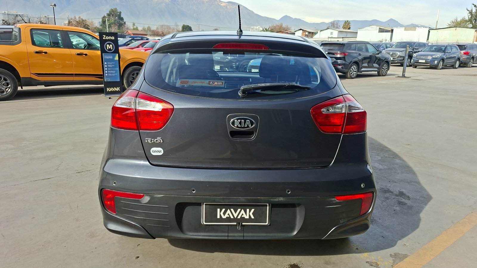 Kia RIO 5 2016 - Foto 3 de 14