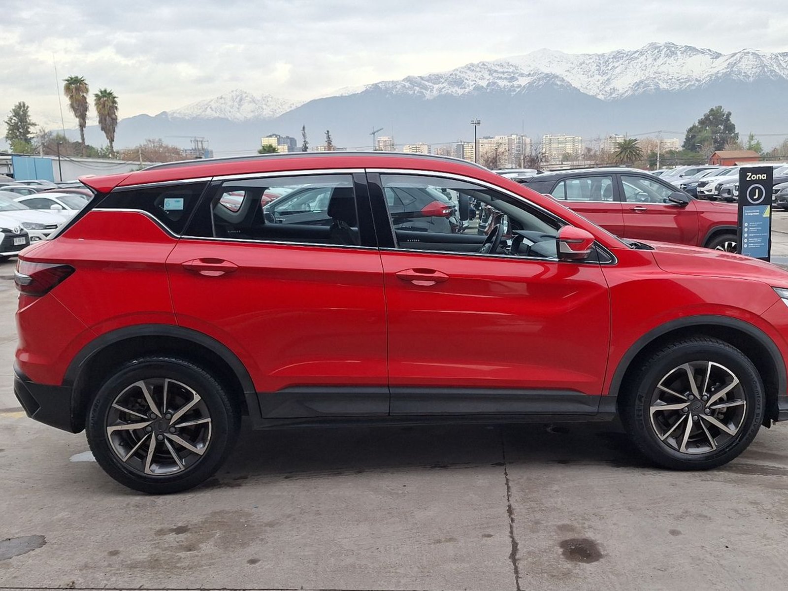 Geely Coolray 2023 - Foto 5 de 15
