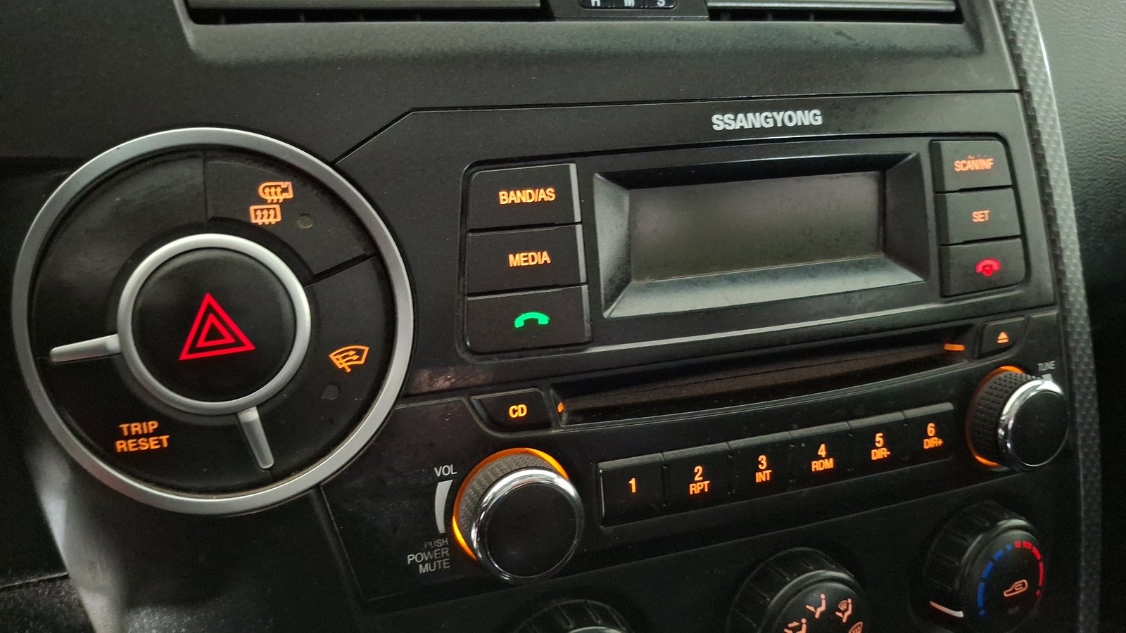 Ssangyong Actyon Sports 2016 - Imagen 10 de 15