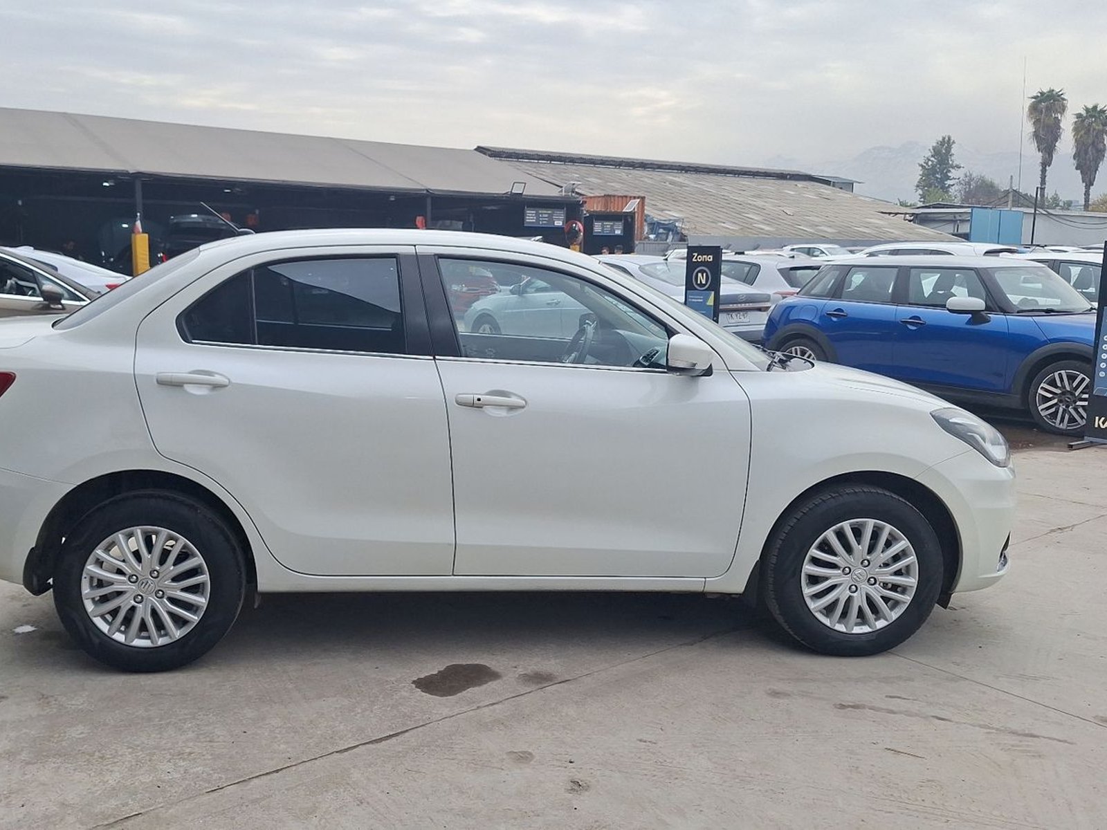 Suzuki Dzire 2022 - Foto 5 de 15