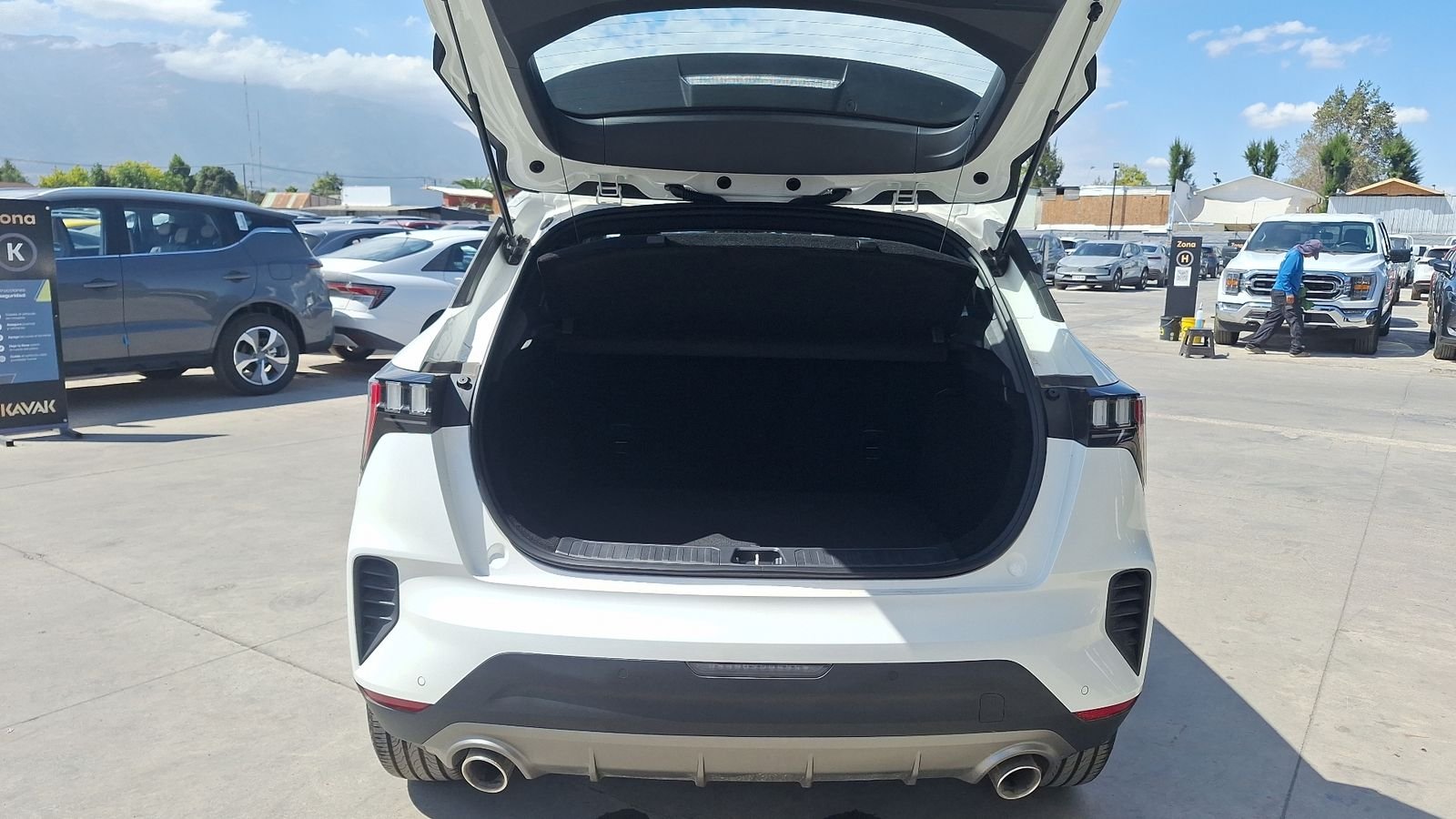 Lynk & Co 6 2026 - Imagen 4 de 16