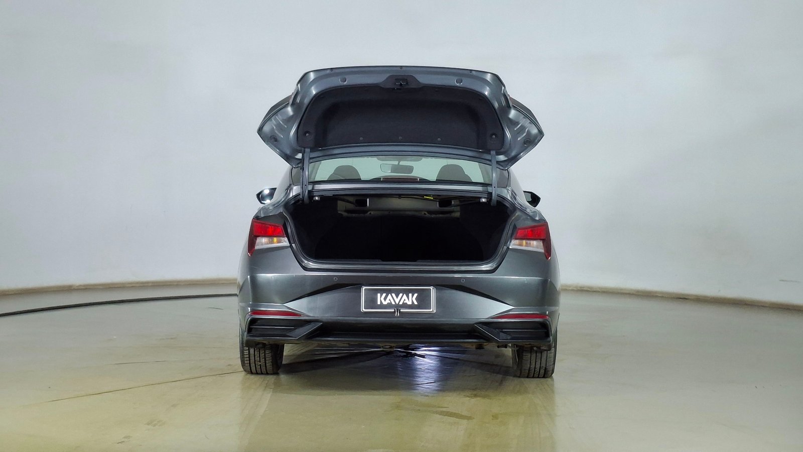 Hyundai Elantra 2022 - Imagen 6 de 16