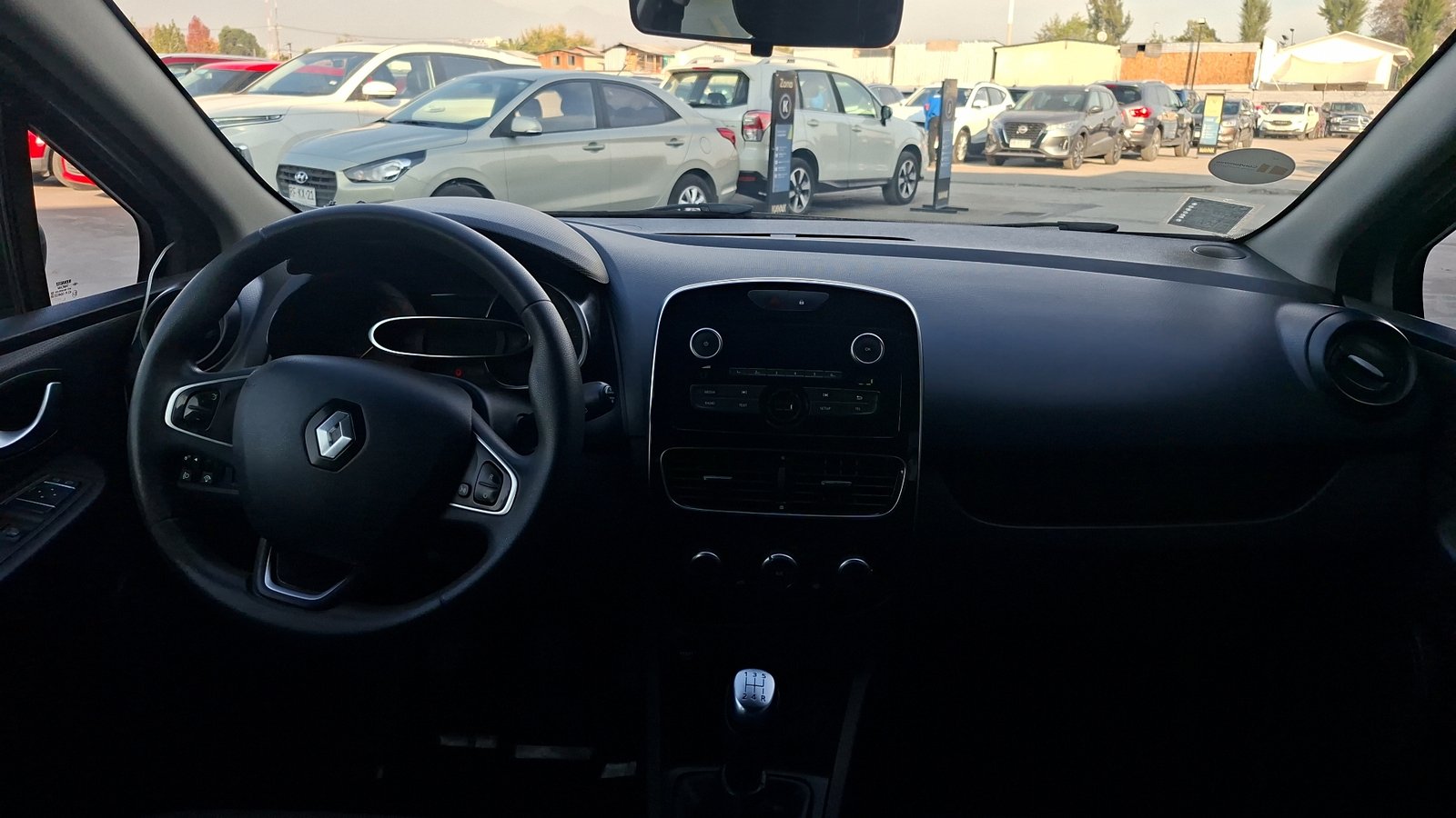 Renault Clio 2021 - Imagen 6 de 14