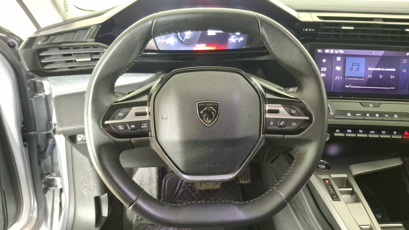 Peugeot 308 2024 - Imagen 8 de 16