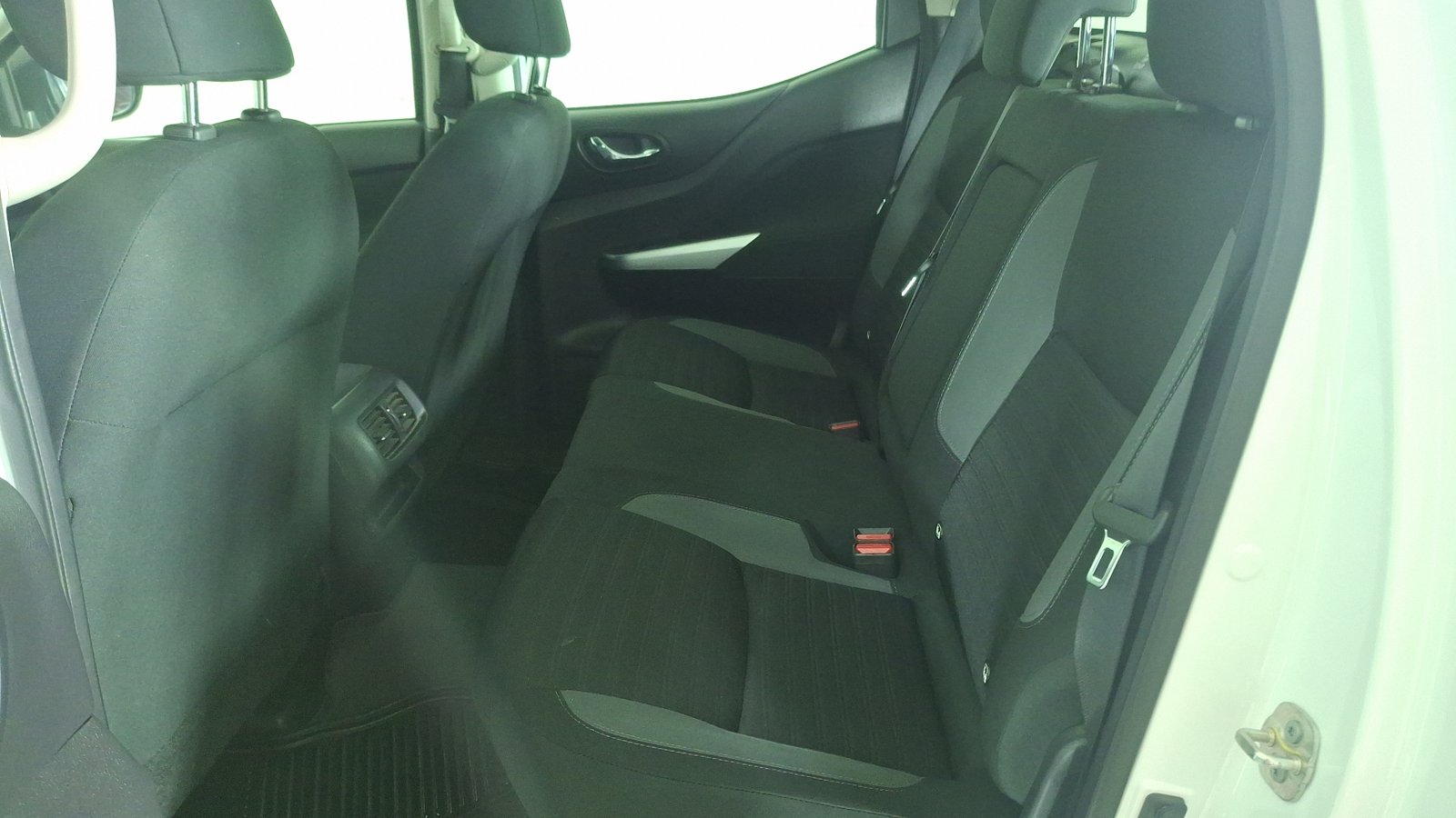 Nissan Navara 2021 - Imagen 14 de 16