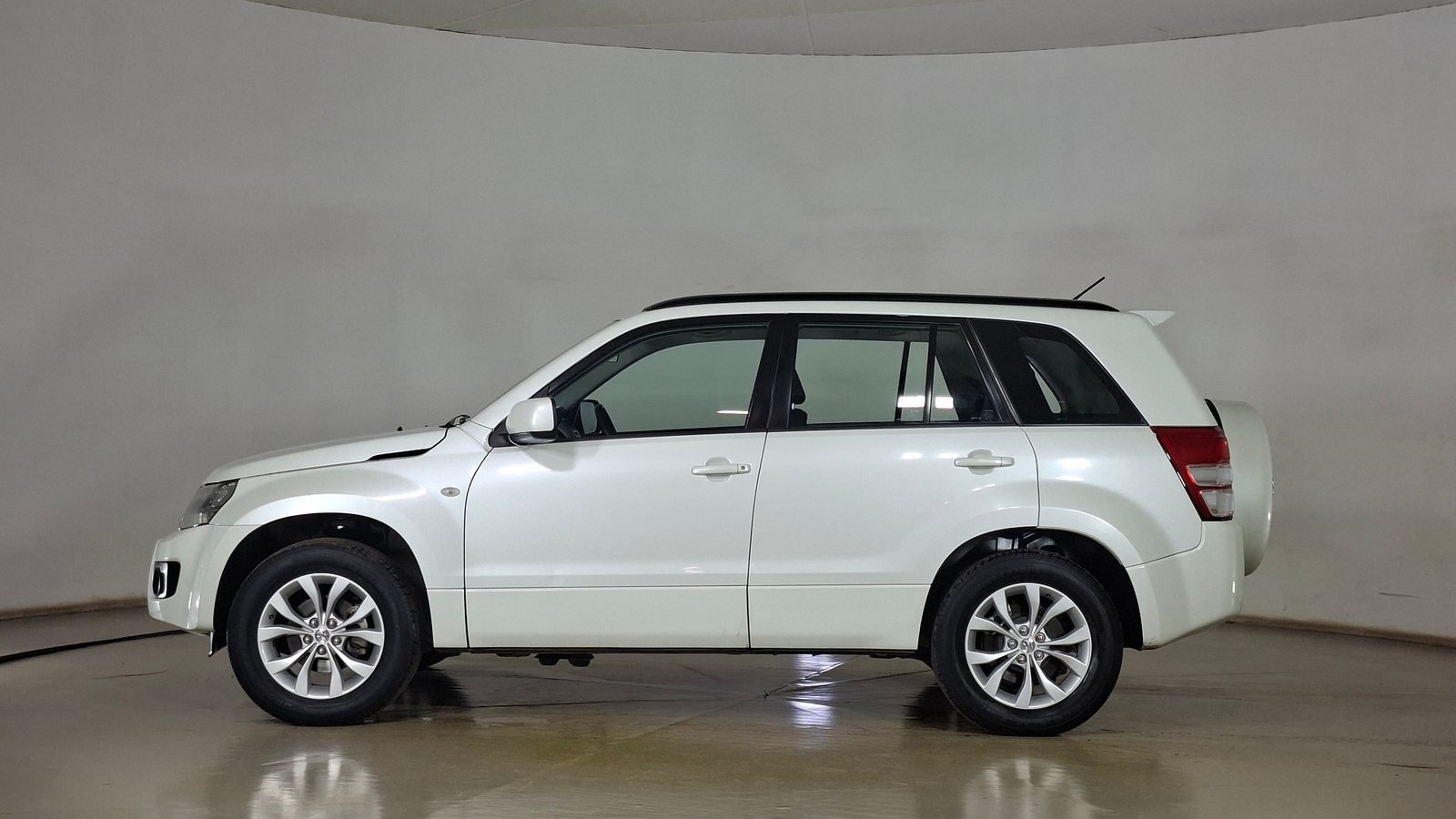 Suzuki GrandNomade 2017 - Imagen 7 de 17