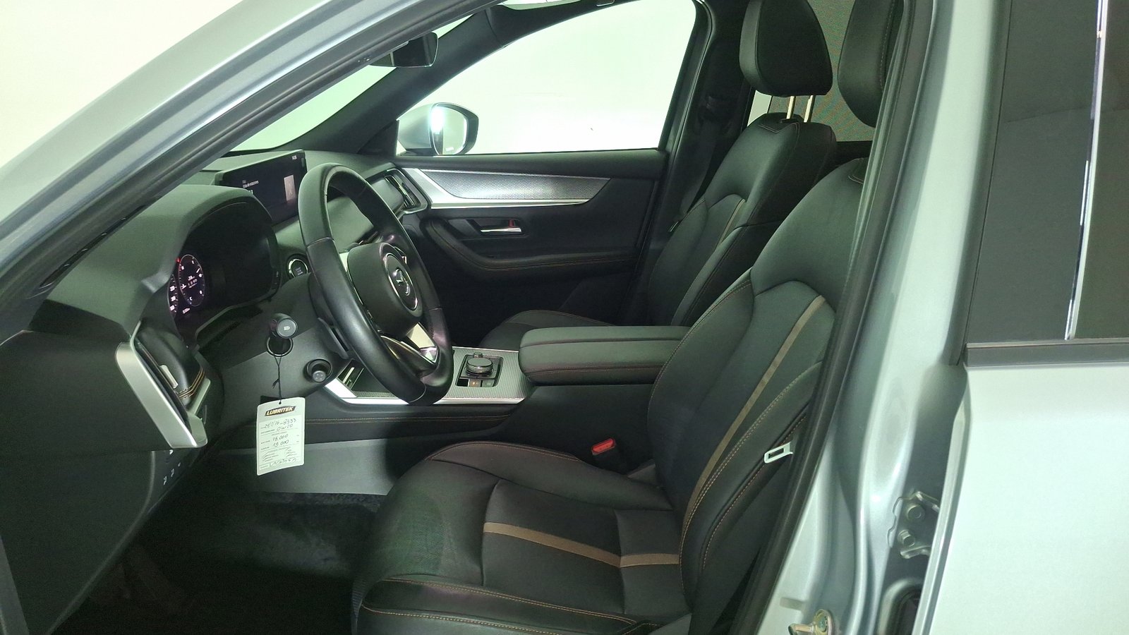 Mazda CX-90 2025 - Imagen 14 de 17