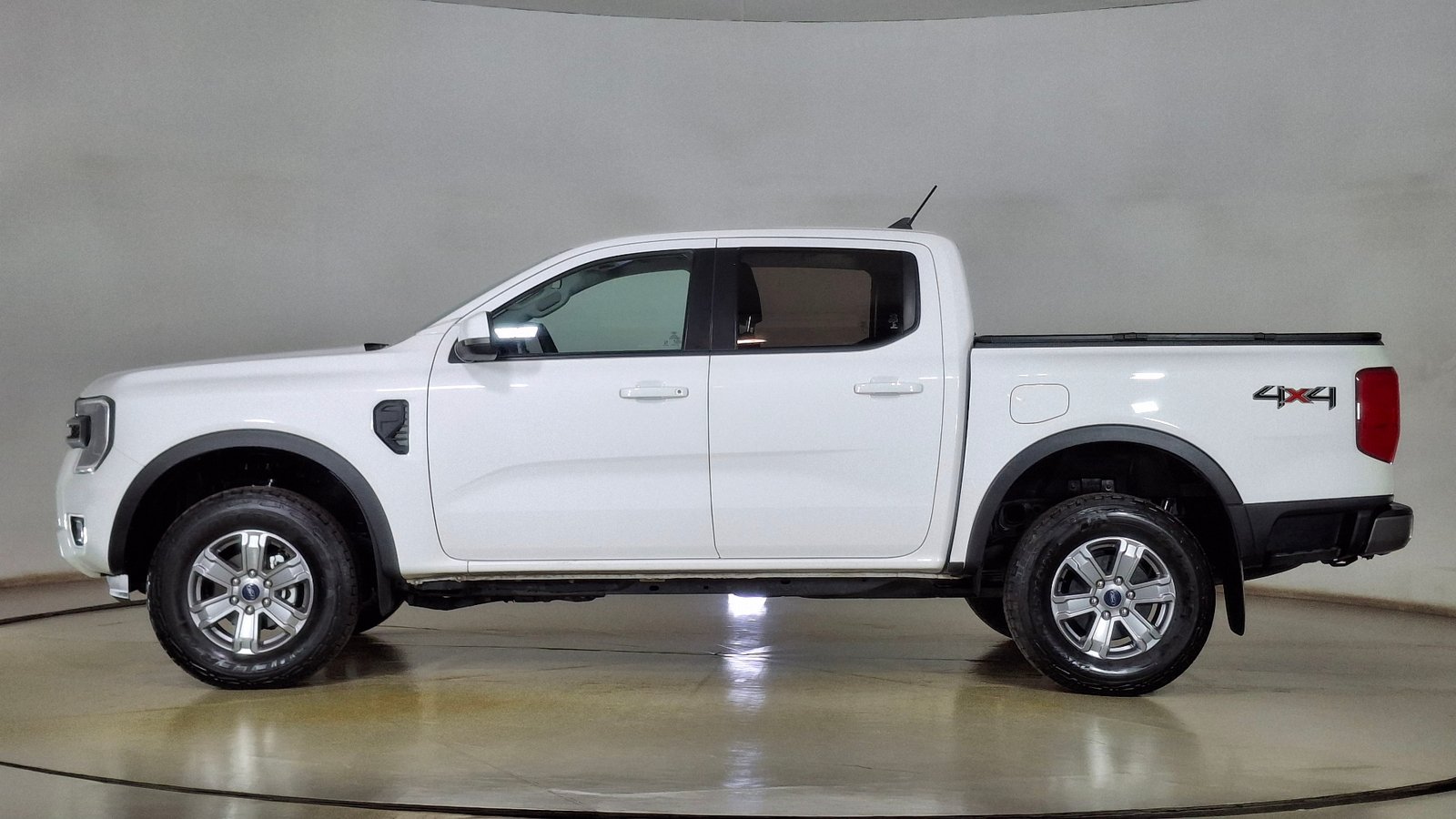 Ford Ranger 2024 - Imagen 7 de 16