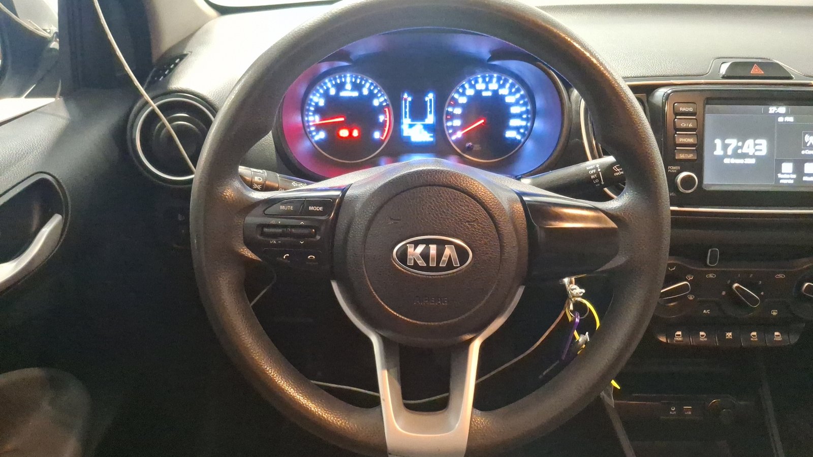Kia Soluto 2019 - Imagen 8 de 16