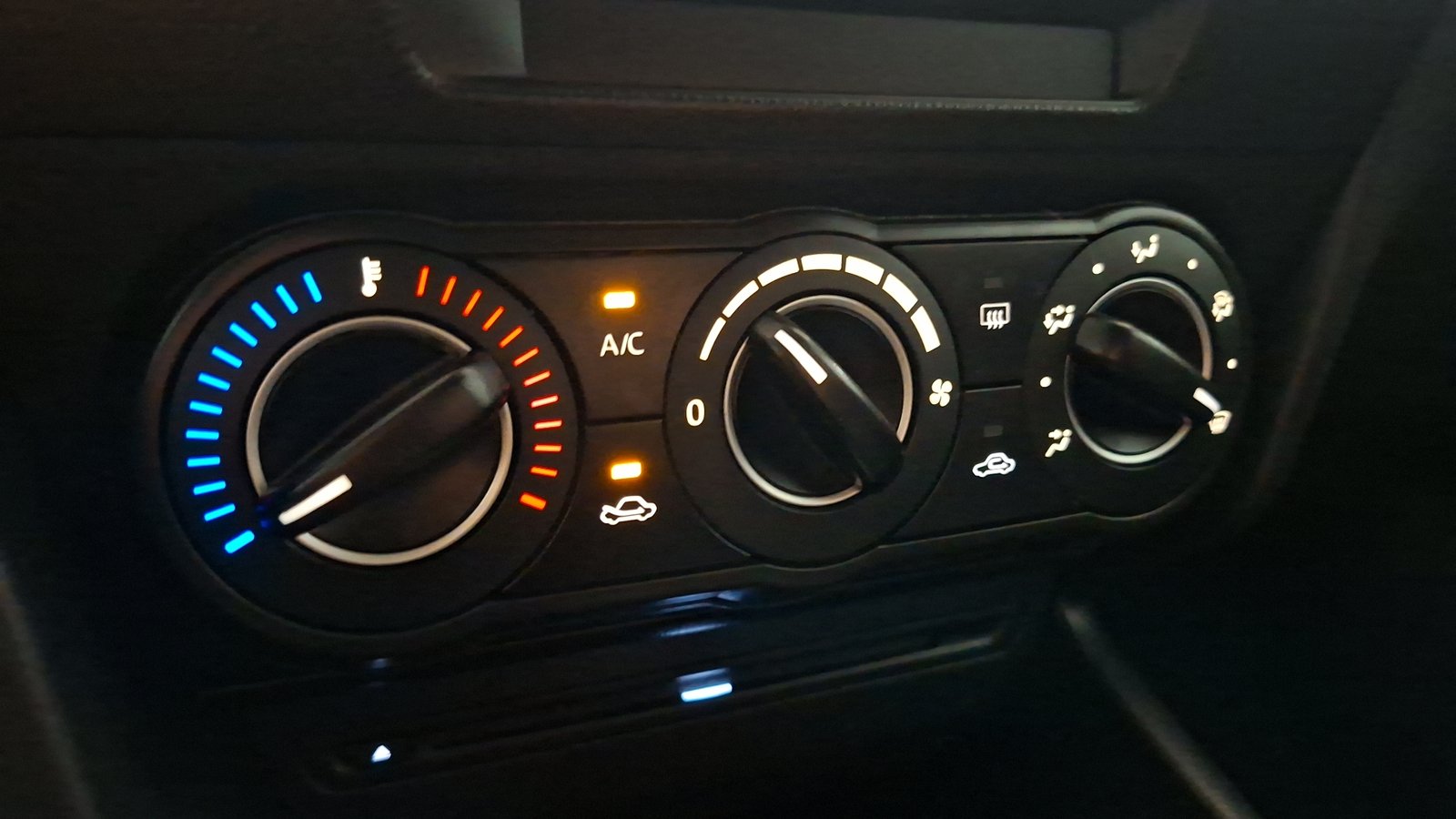 Mazda Mazda 3 2018 - Imagen 14 de 16