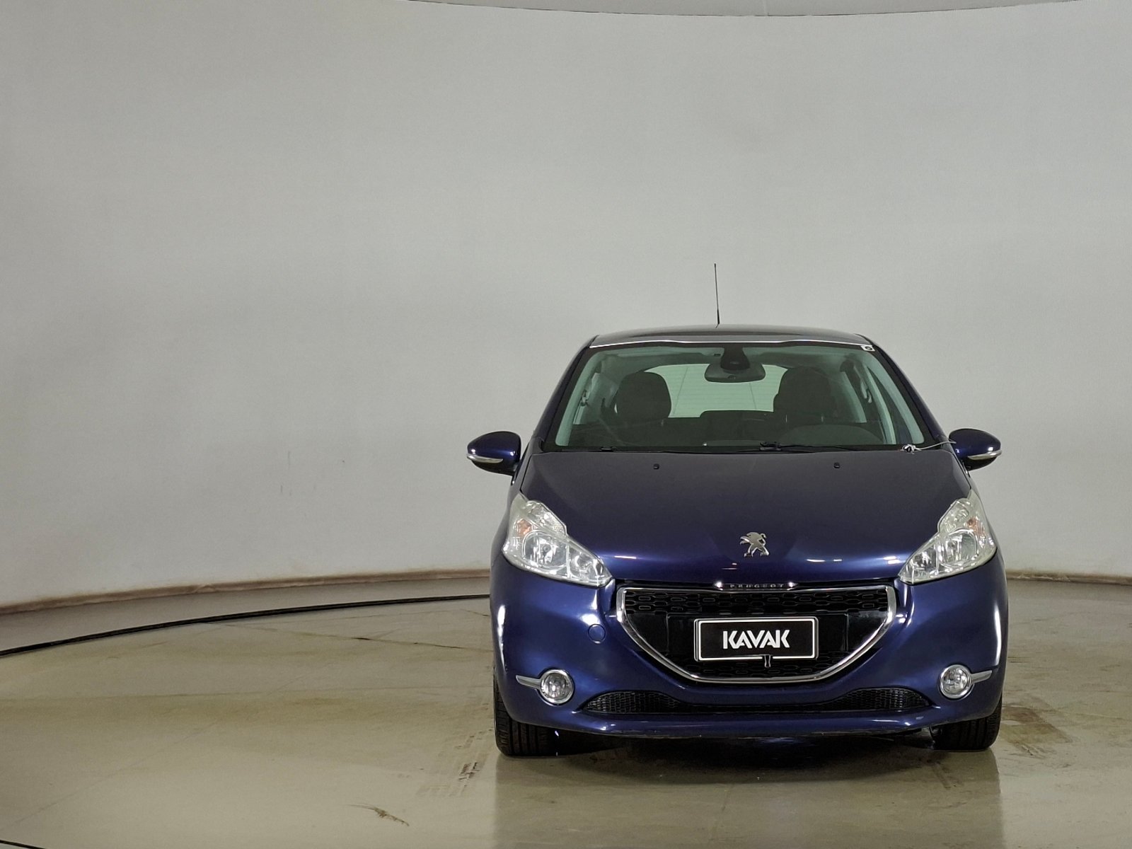 Peugeot 208 2014 - Foto 2 de 17