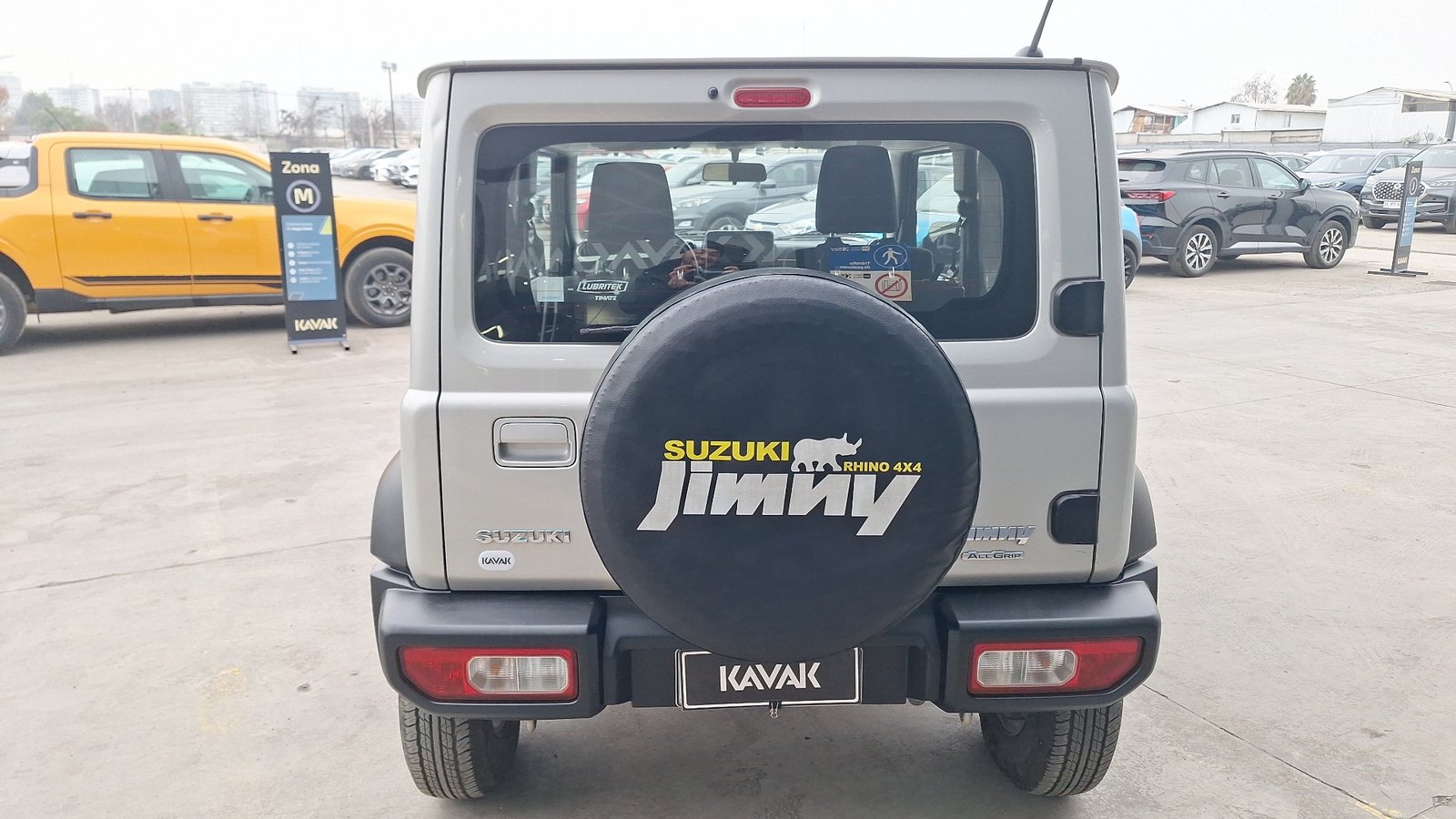 Suzuki Jimny 2023 - Foto 3 de 8