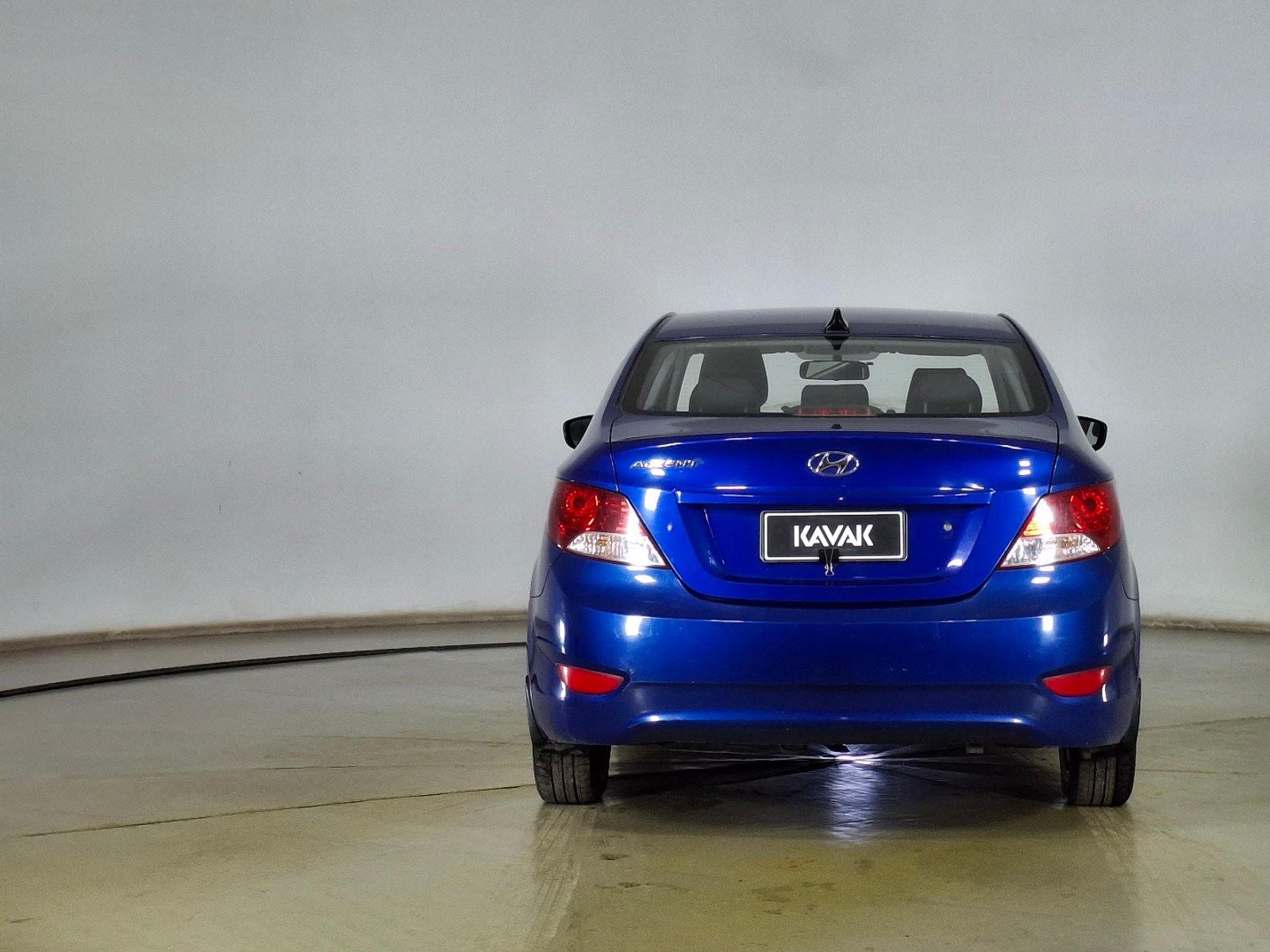 Hyundai Accent 2015 - Foto 5 de 15