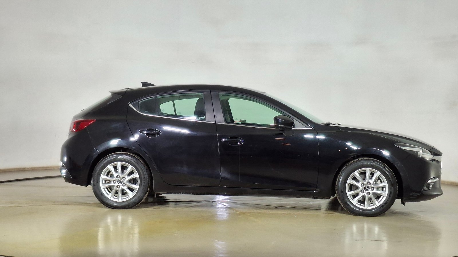 Mazda Mazda 3 2019 - Imagen 4 de 17