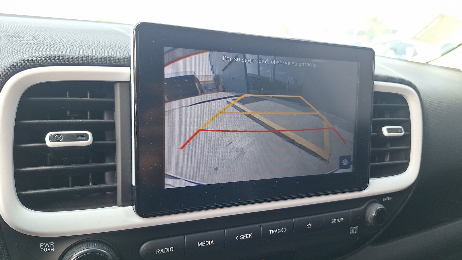 Hyundai VENUE 2022 - Imagen 12 de 15