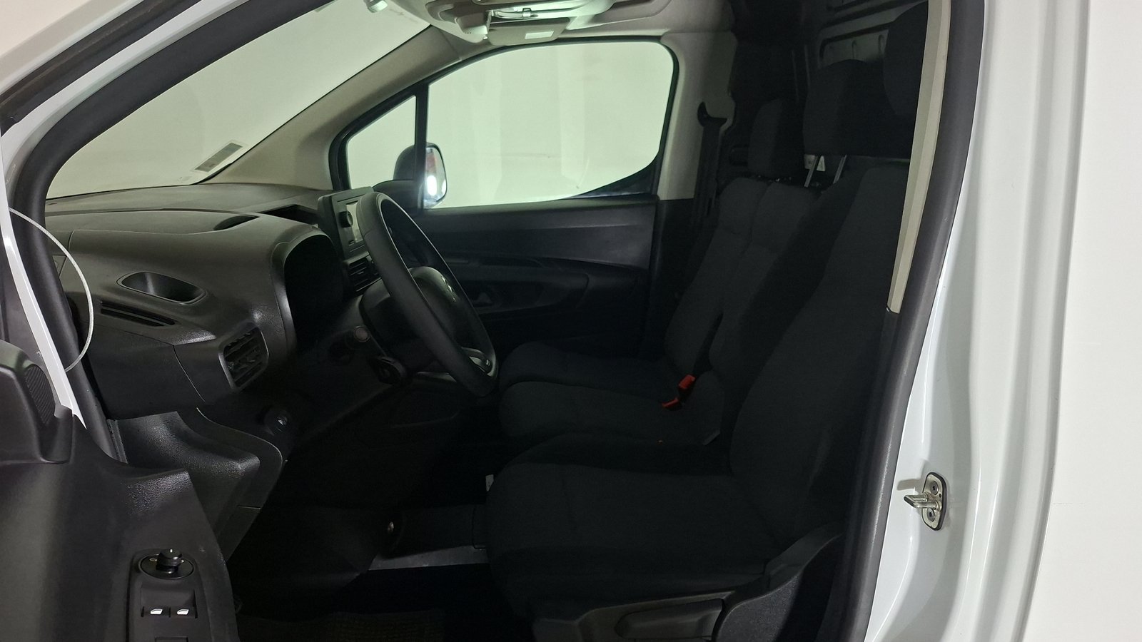 Citroen Berlingo 2024 - Imagen 12 de 15