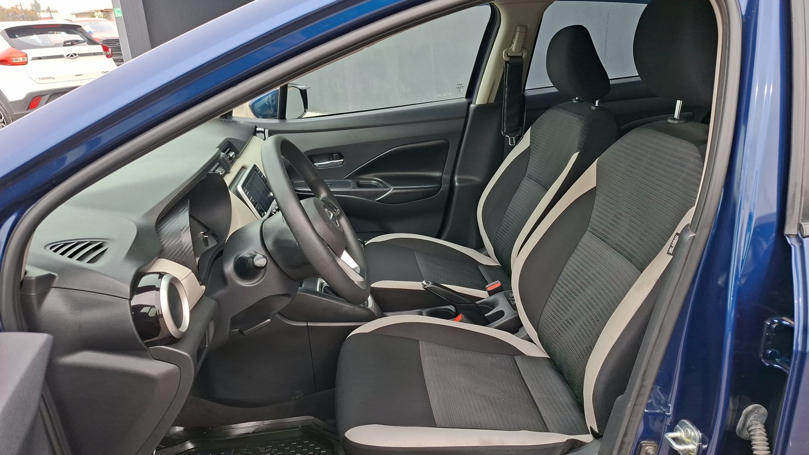 Nissan Versa 2021 - Imagen 13 de 15
