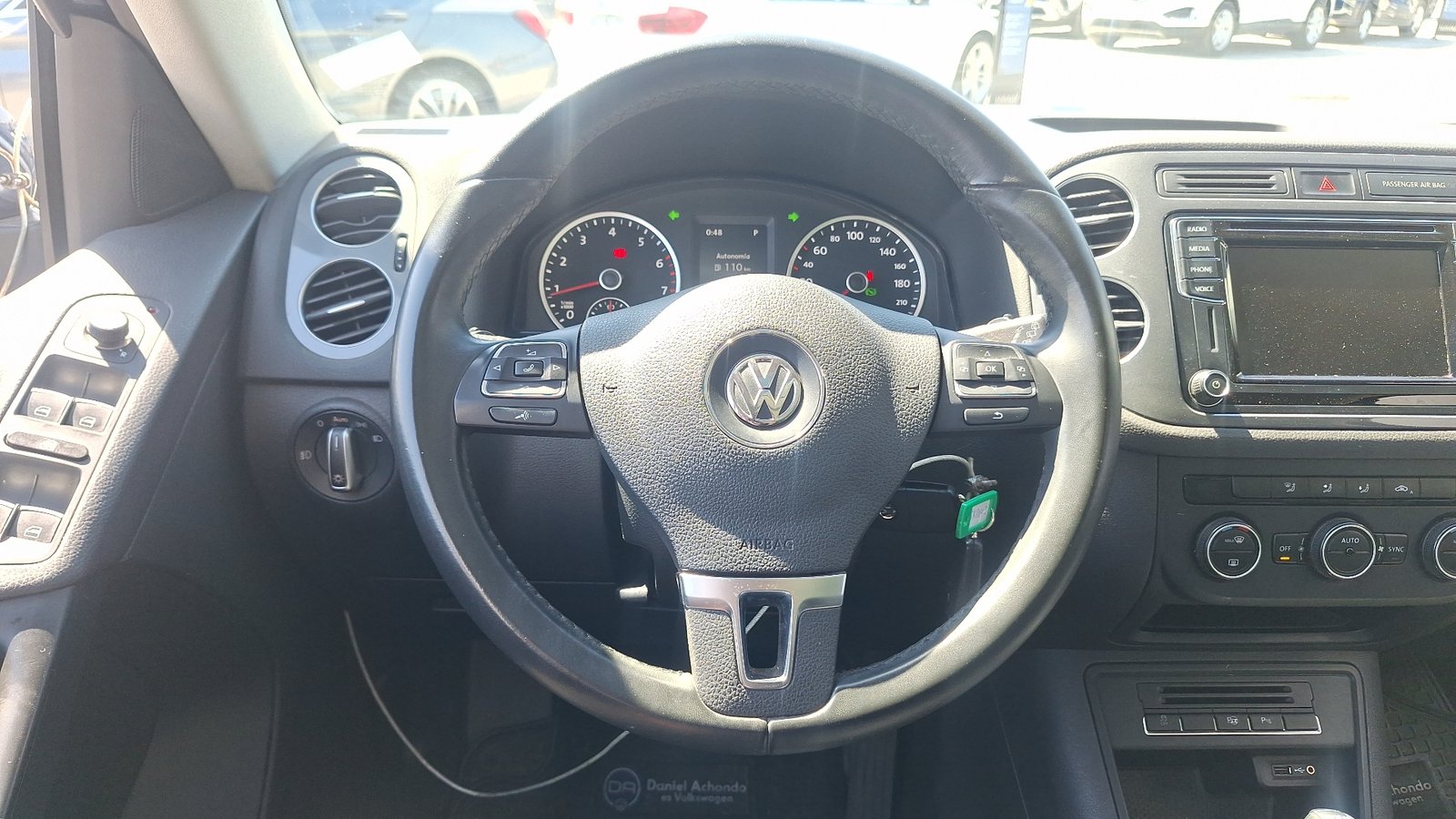 Volkswagen Tiguan 2017 - Imagen 8 de 15