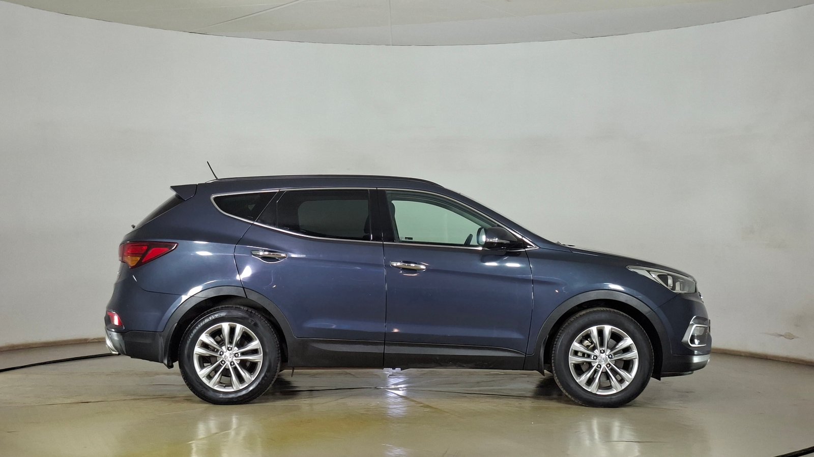 Hyundai Santa Fe 2017 - Imagen 4 de 17