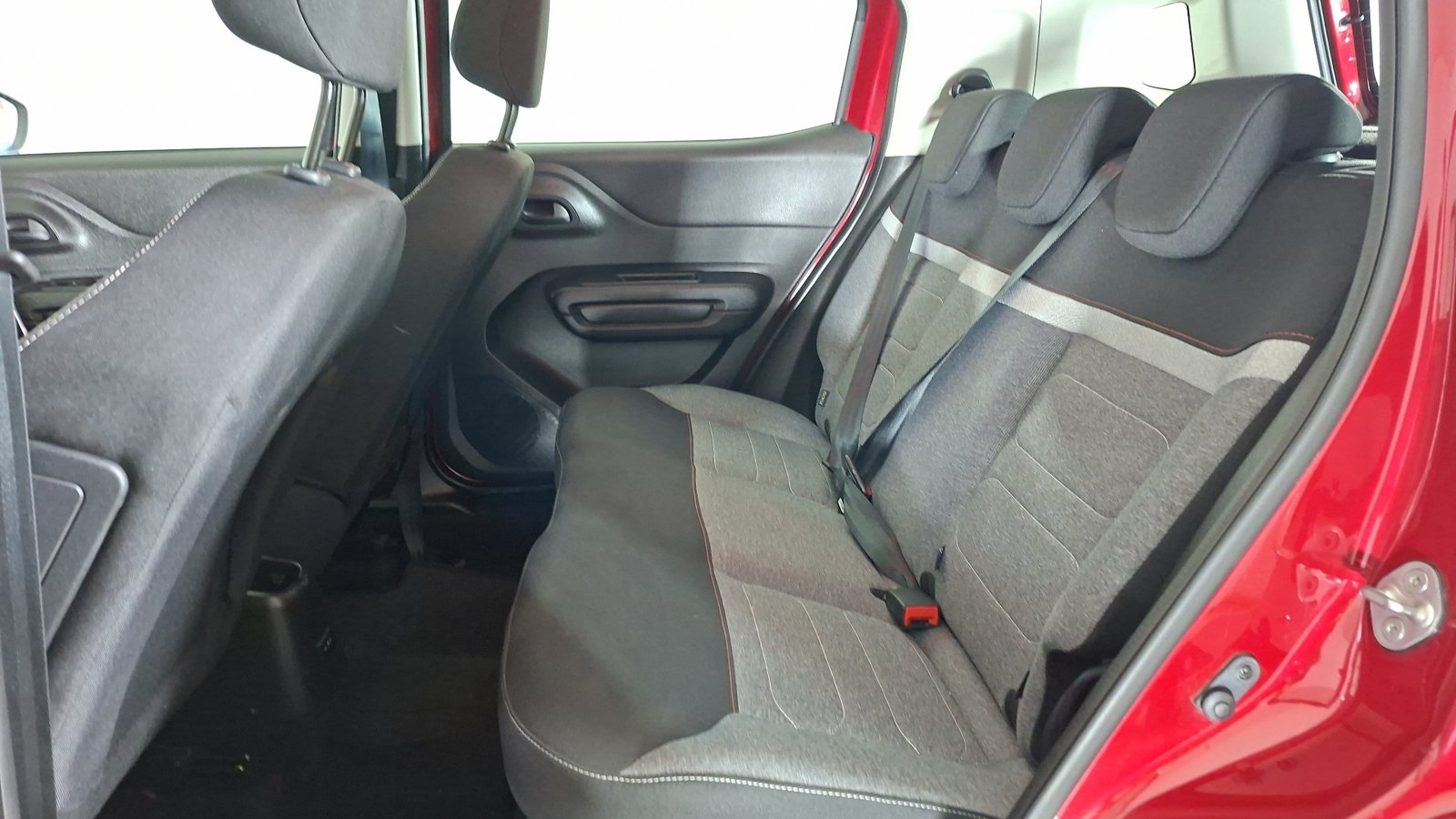 Citroen C3 Aircross 2025 - Imagen 14 de 16