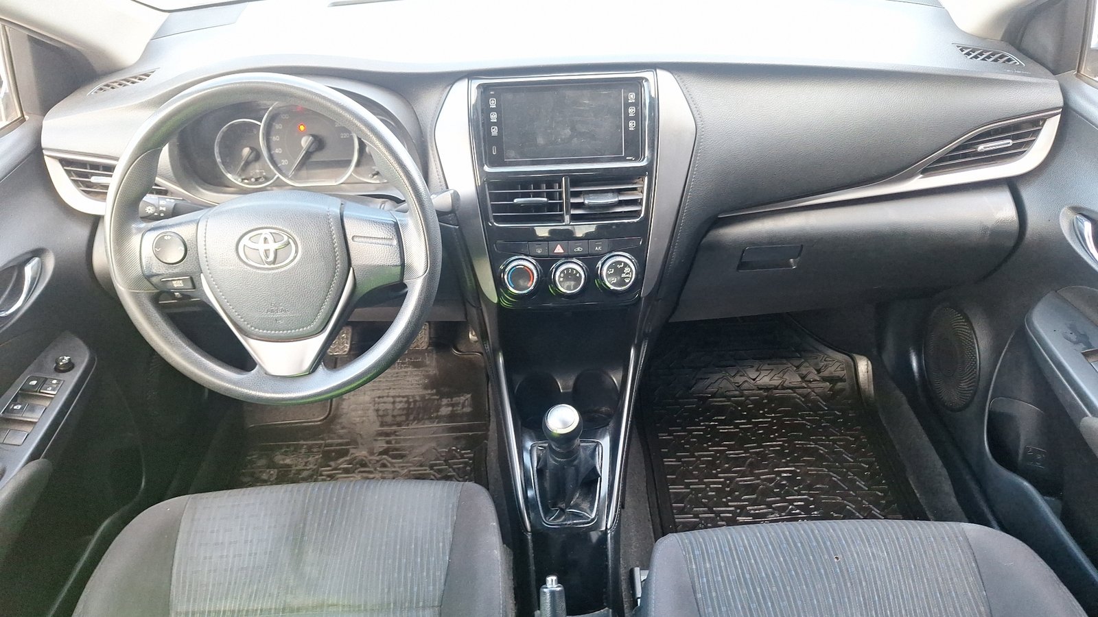 Toyota Yaris 2022 - Imagen 6 de 14