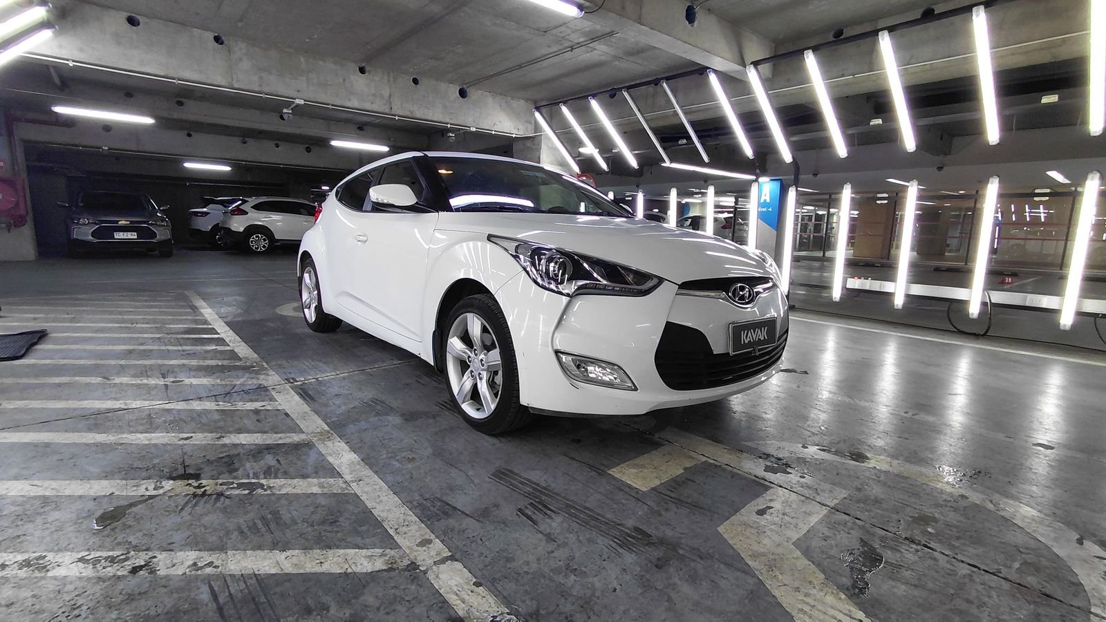Hyundai Veloster 2015 - Imagen 3 de 4