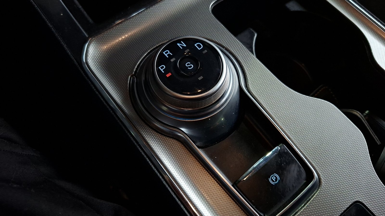 Ford Edge 2023 - Imagen 11 de 16