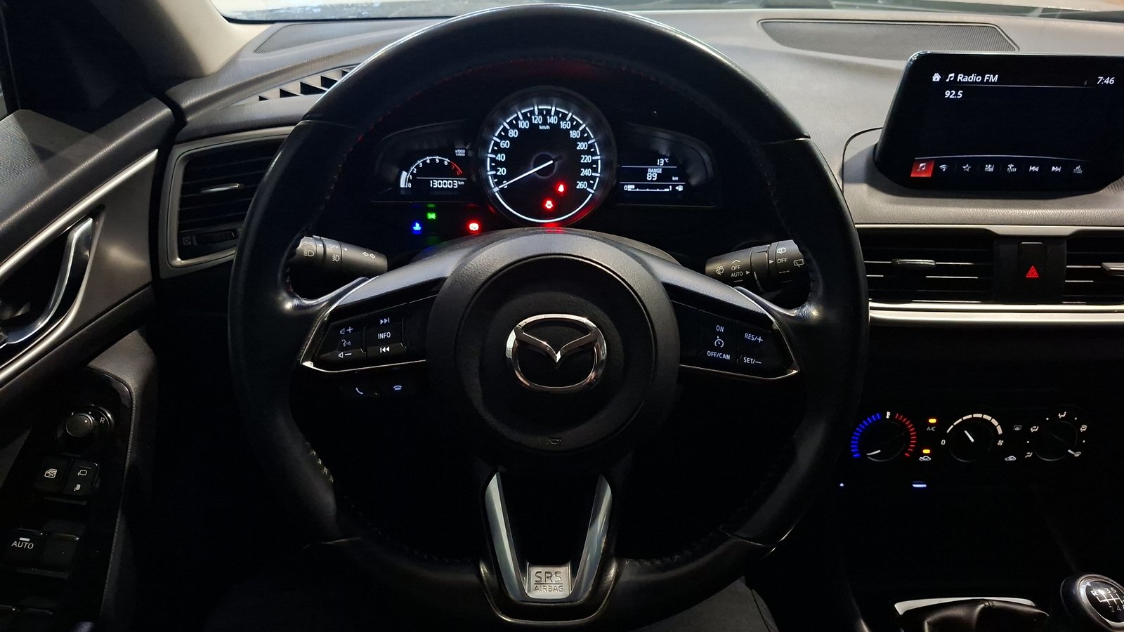 Mazda Mazda 3 2018 - Imagen 8 de 16