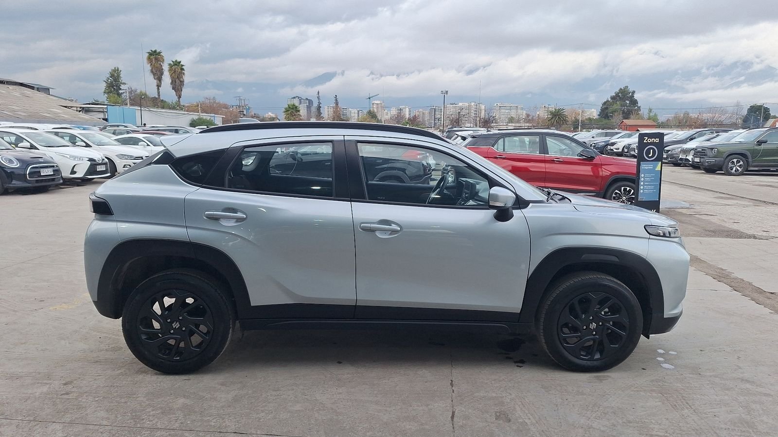 Suzuki Fronx 2025 - Imagen 5 de 15