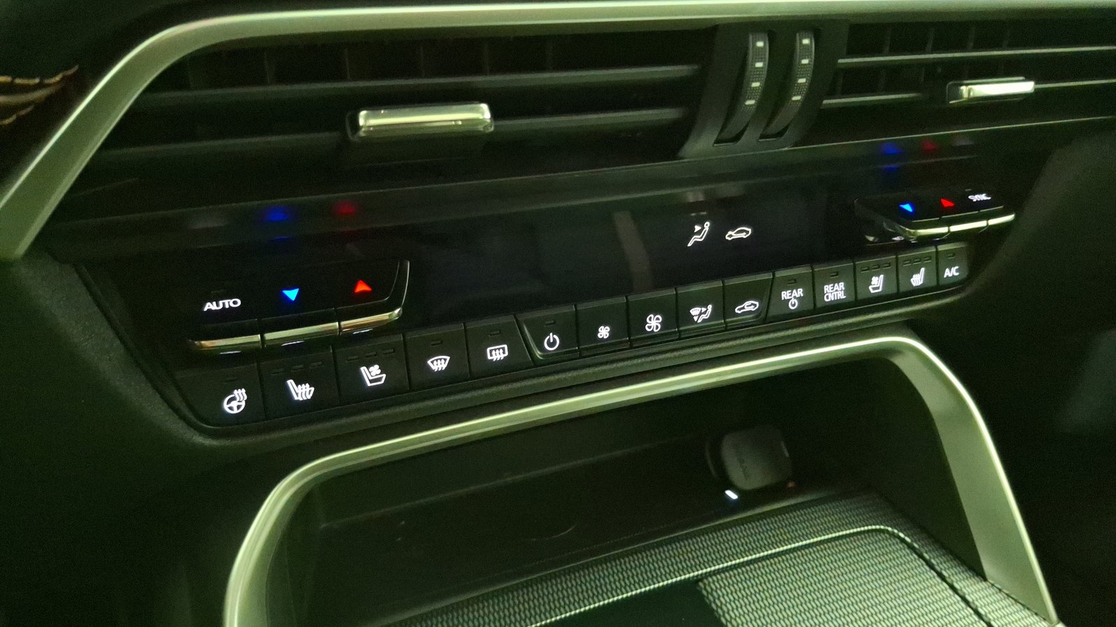 Mazda CX-90 2025 - Imagen 16 de 17