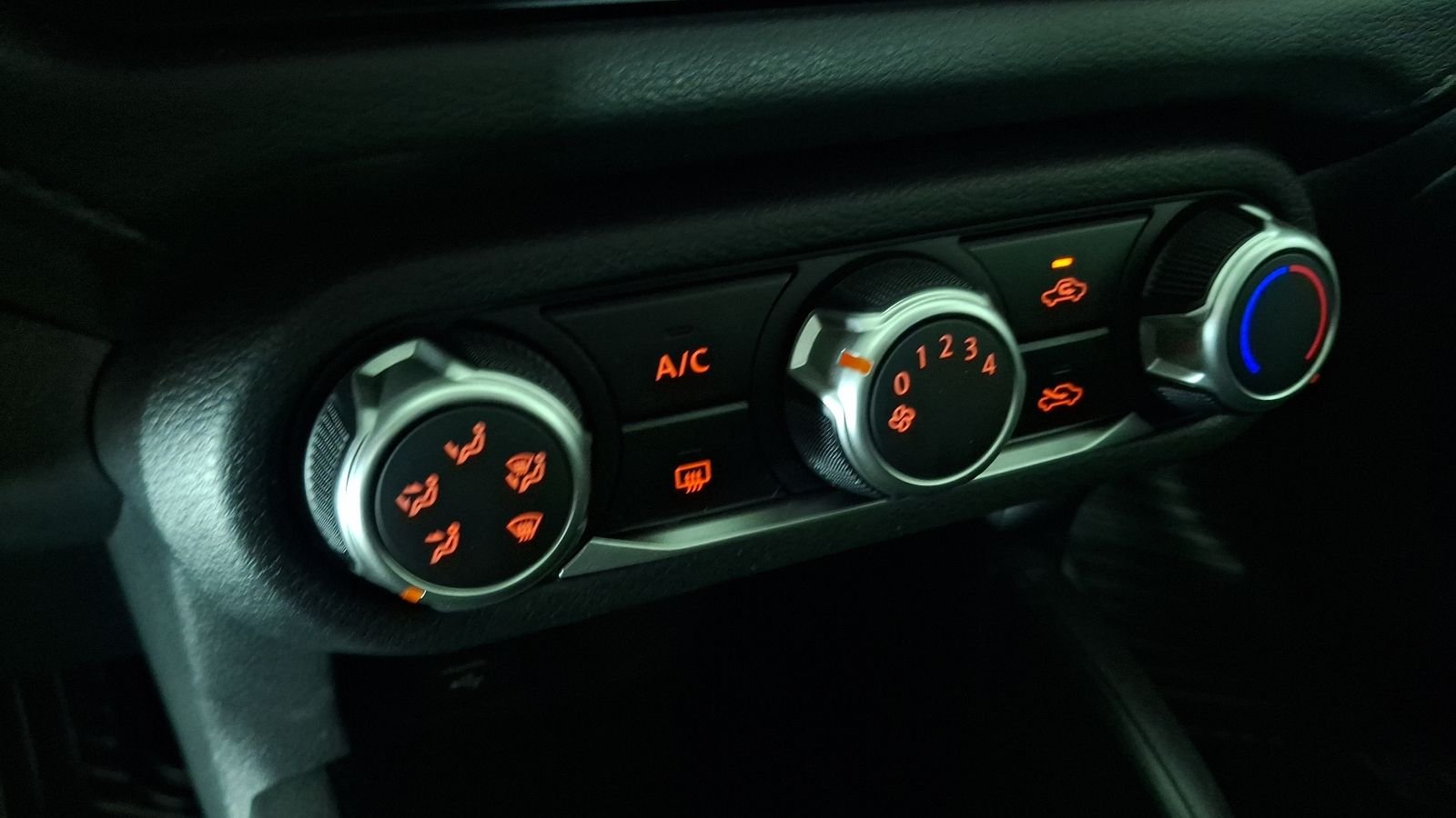Nissan Versa 2021 - Imagen 14 de 15