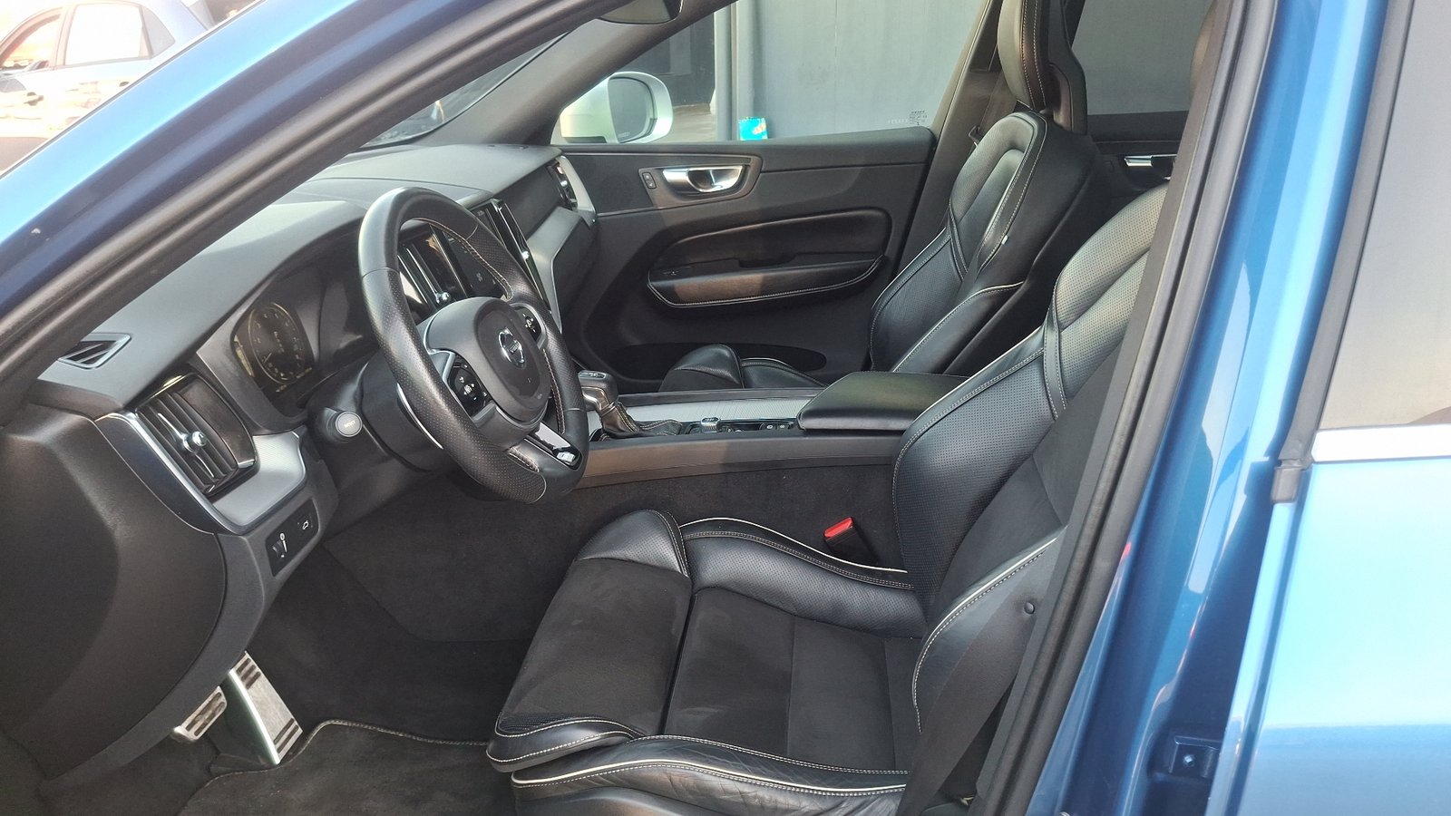 Volvo XC60 2018 - Imagen 14 de 17