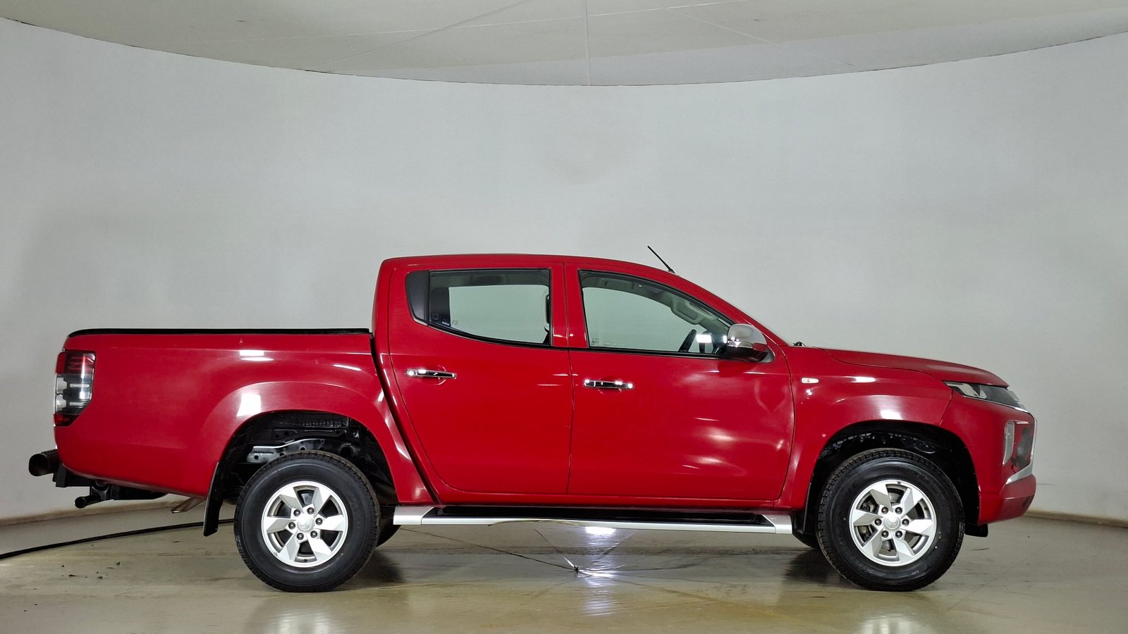 Mitsubishi L200 2024 - Foto 4 de 16