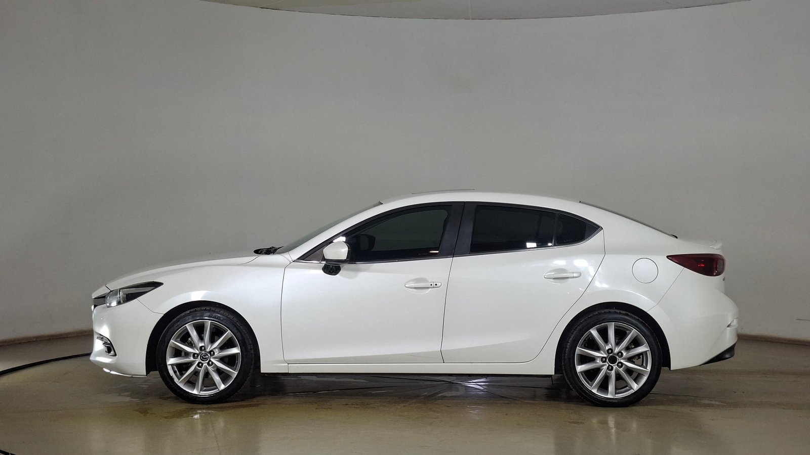 Mazda Mazda 3 2018 - Imagen 7 de 18