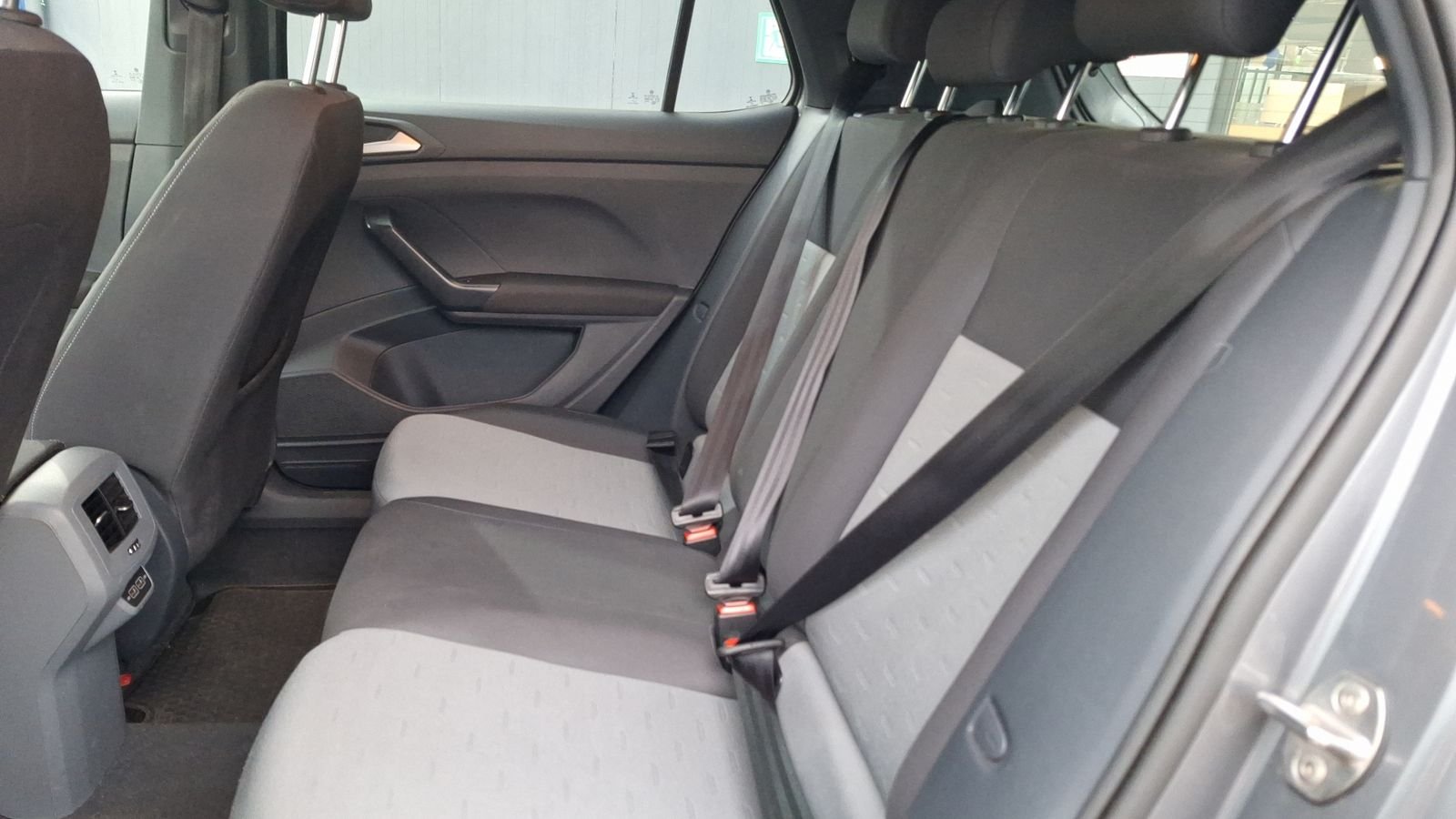 Volkswagen T-Cross 2020 - Imagen 13 de 15