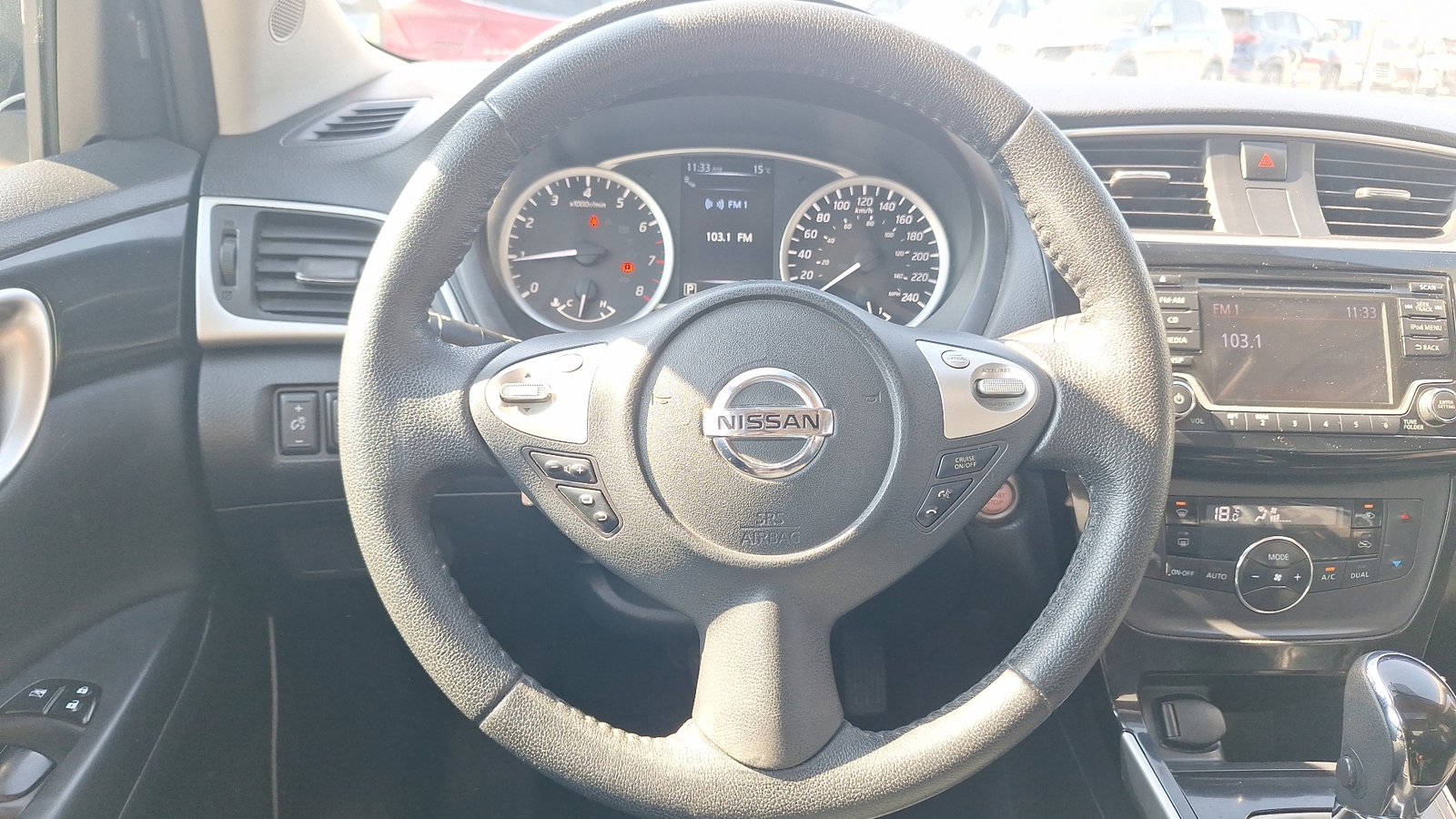 Nissan Sentra 2019 - Imagen 8 de 16