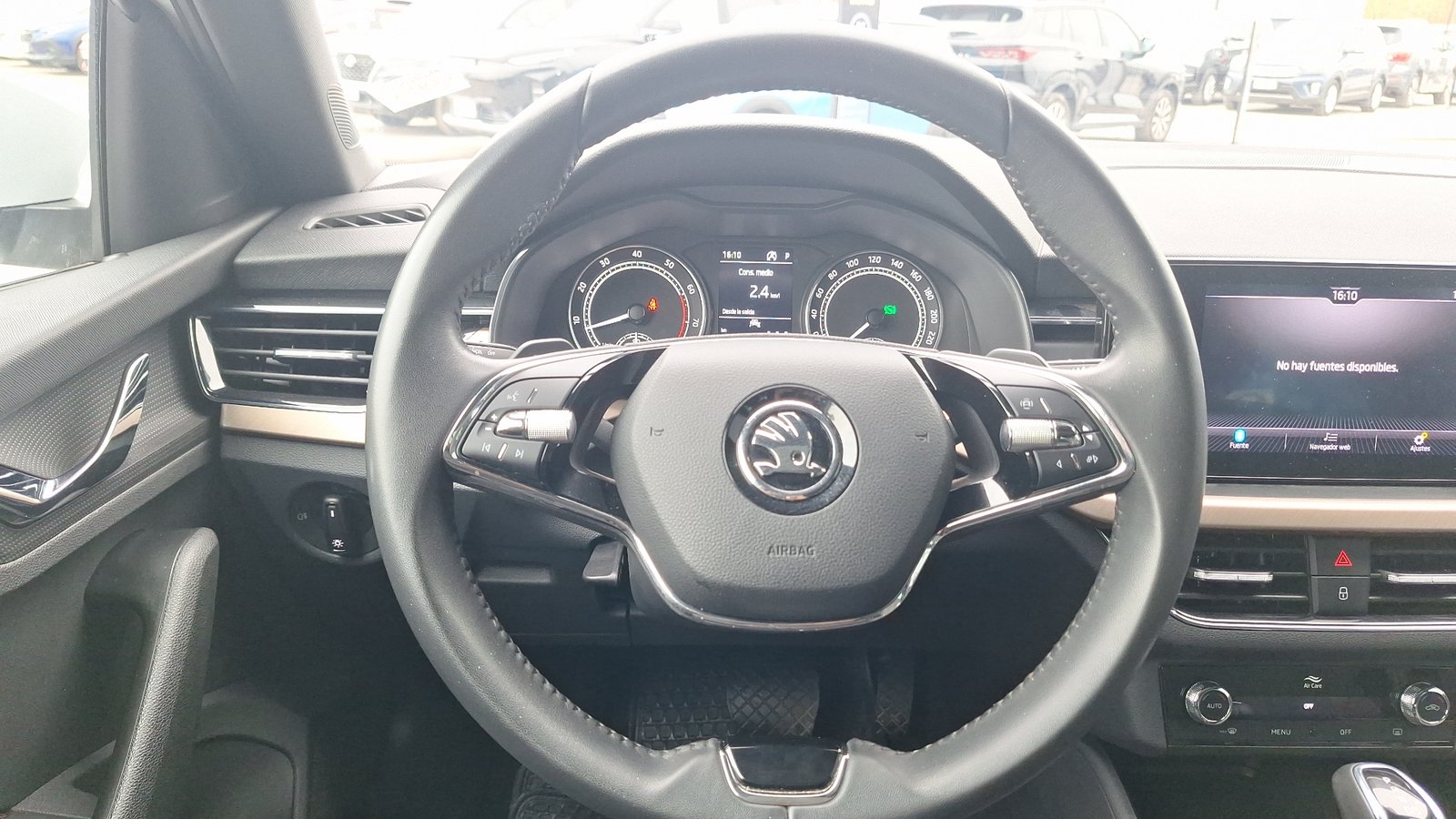Skoda Kamiq 2024 - Imagen 8 de 16