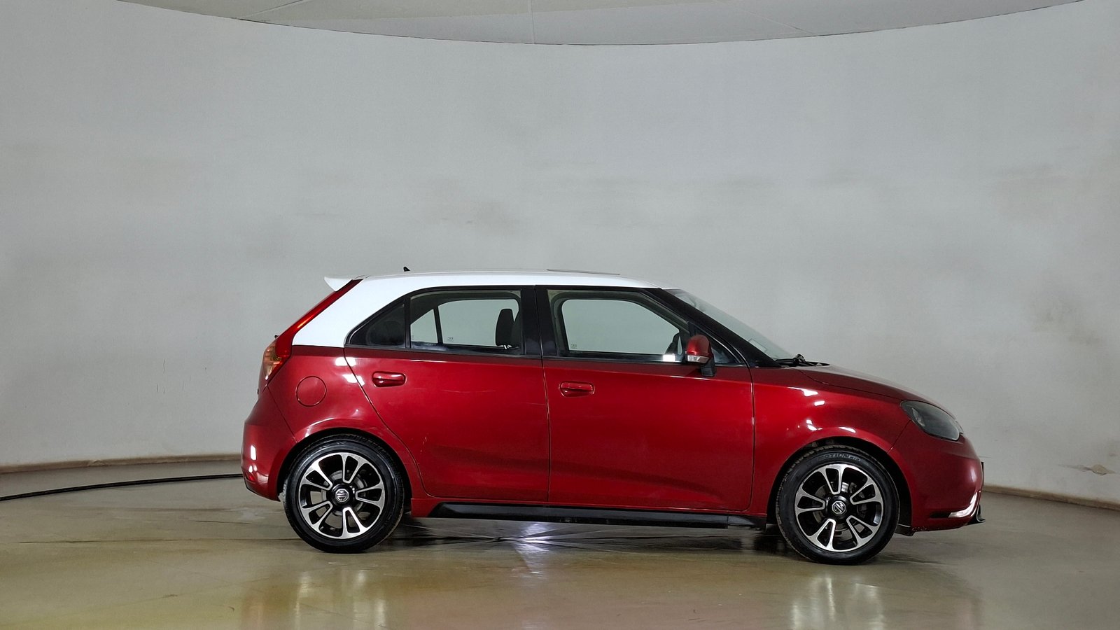 Mg 3 2019 - Imagen 4 de 17