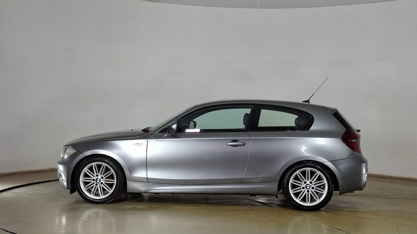 Bmw Serie 1 2012 - Imagen 7 de 16