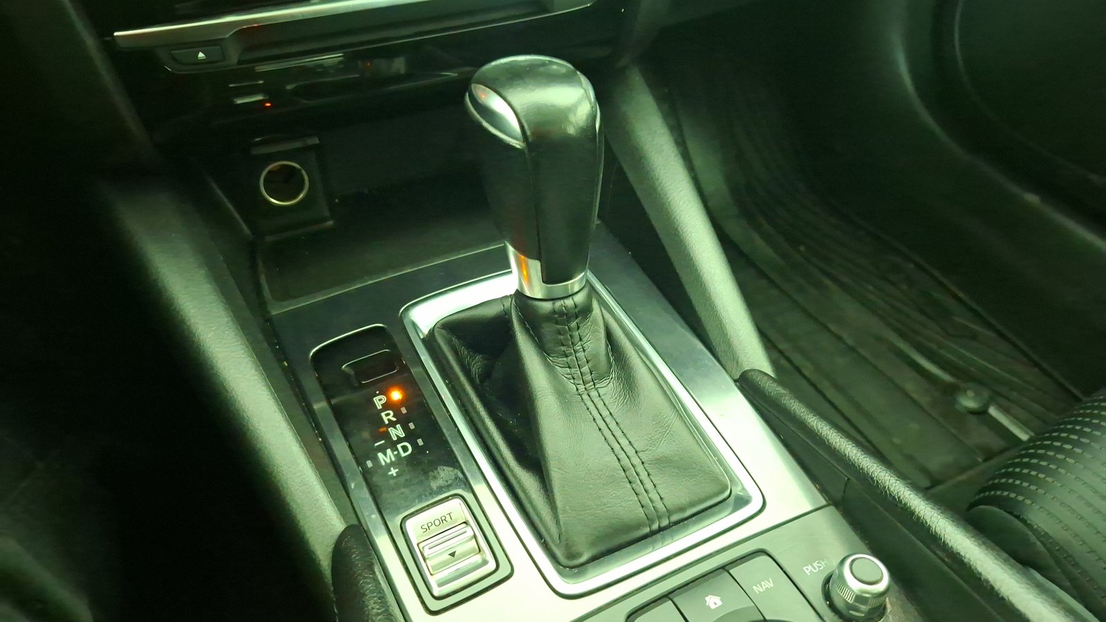Mazda Mazda 6 2015 - Imagen 12 de 17