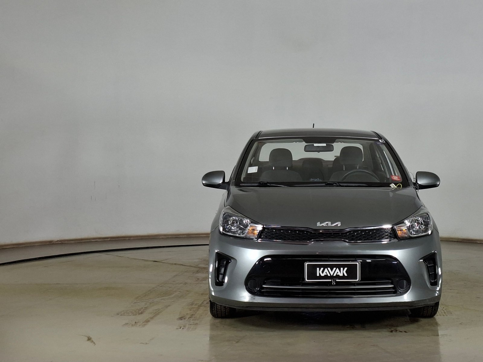 Kia Soluto 2022 - Foto 2 de 17