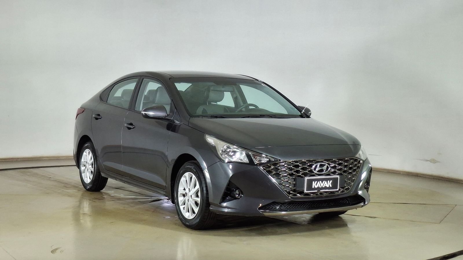 Hyundai Accent 2023 - Imagen 3 de 16