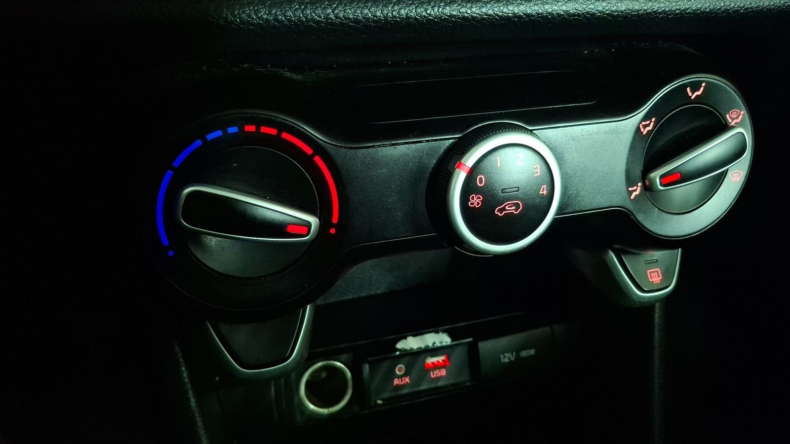Kia MORNING 2018 - Imagen 15 de 16