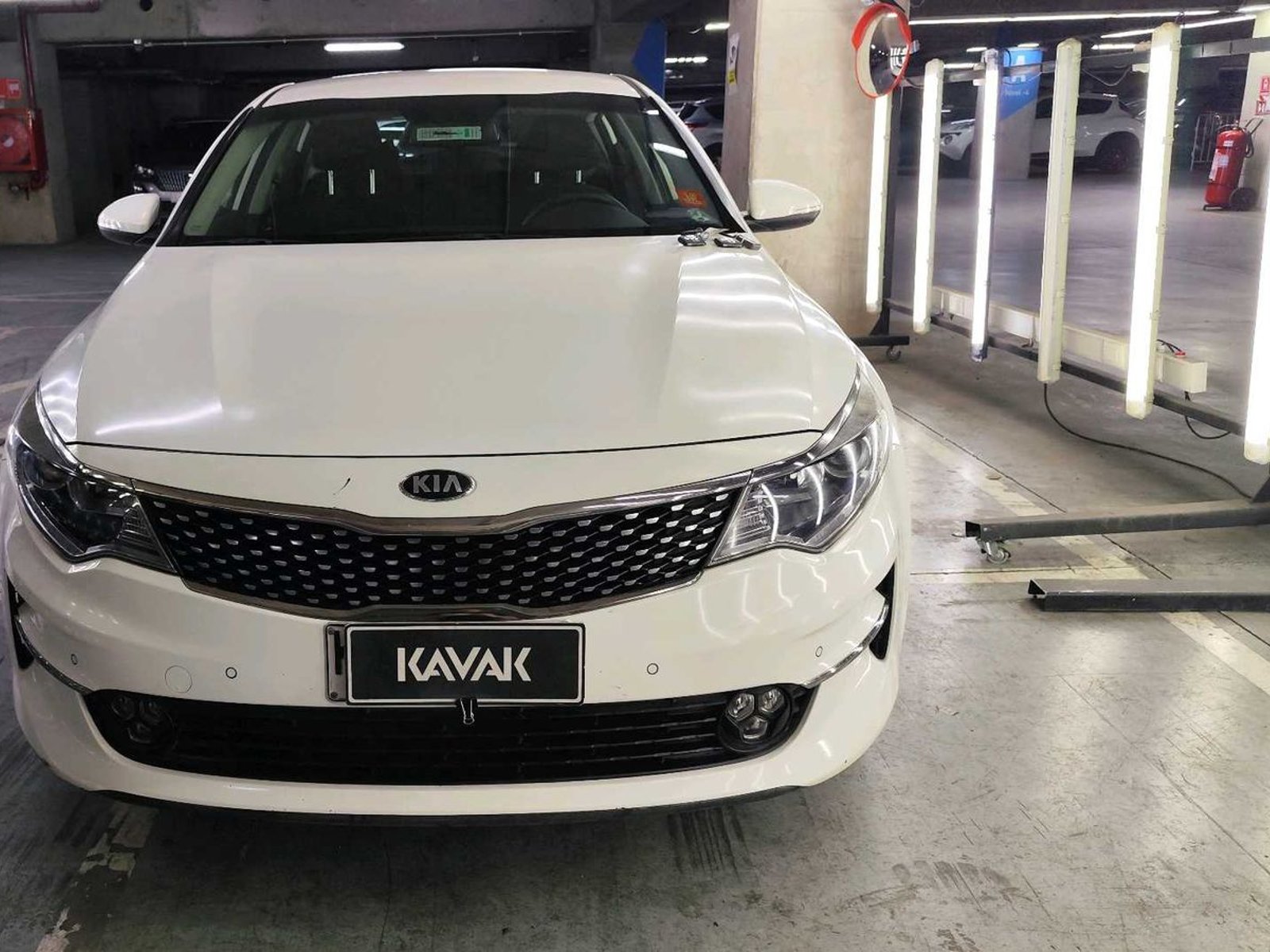 Kia Optima 2018 - Foto 2 de 4