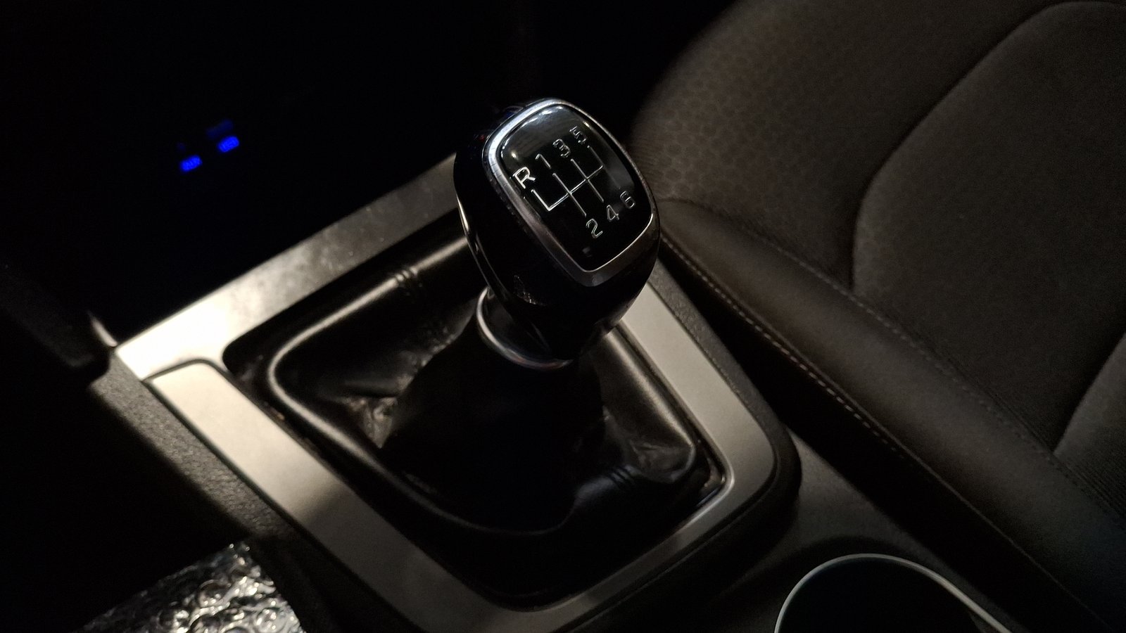 Hyundai Elantra 2016 - Imagen 11 de 15